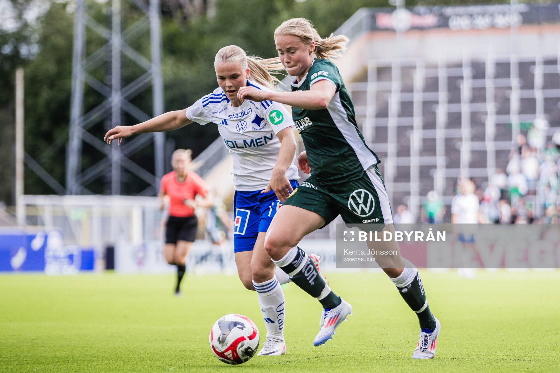 IFK Norrköpings Sabina Ravnell och Hammarbys Julie Blakstad
