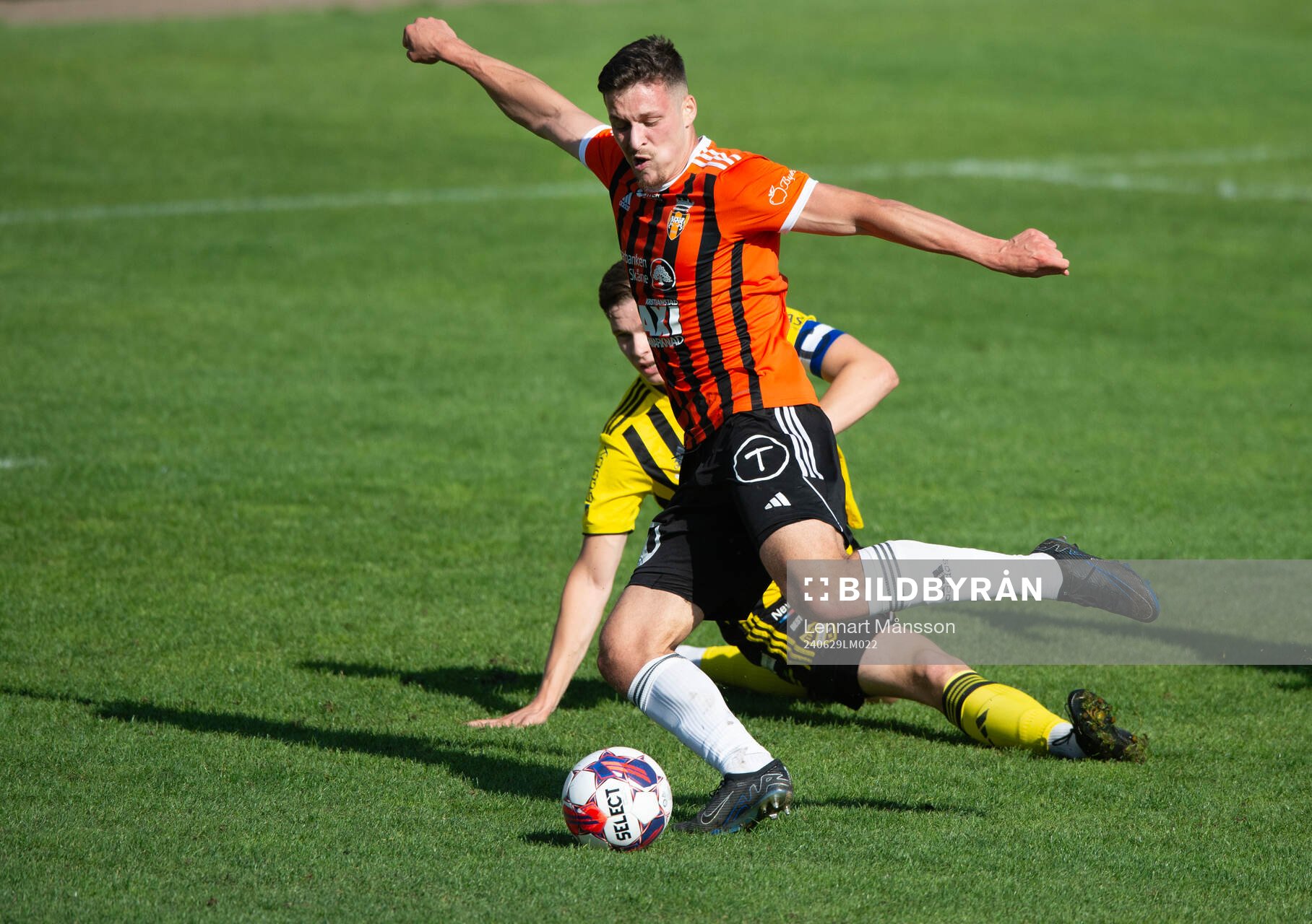 Kristianstads Paolo Lilja mot IFK Hässleholms Axel