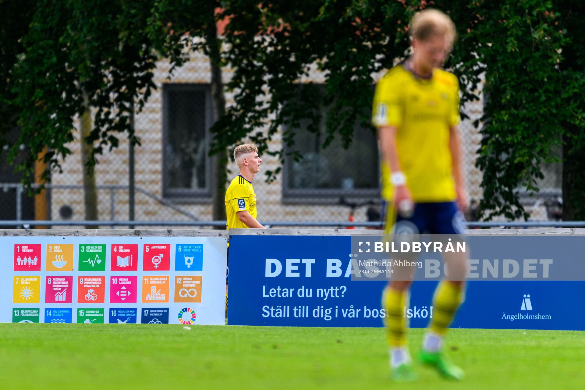 Ängelholms William Lindberg deppar när han lämnar plan