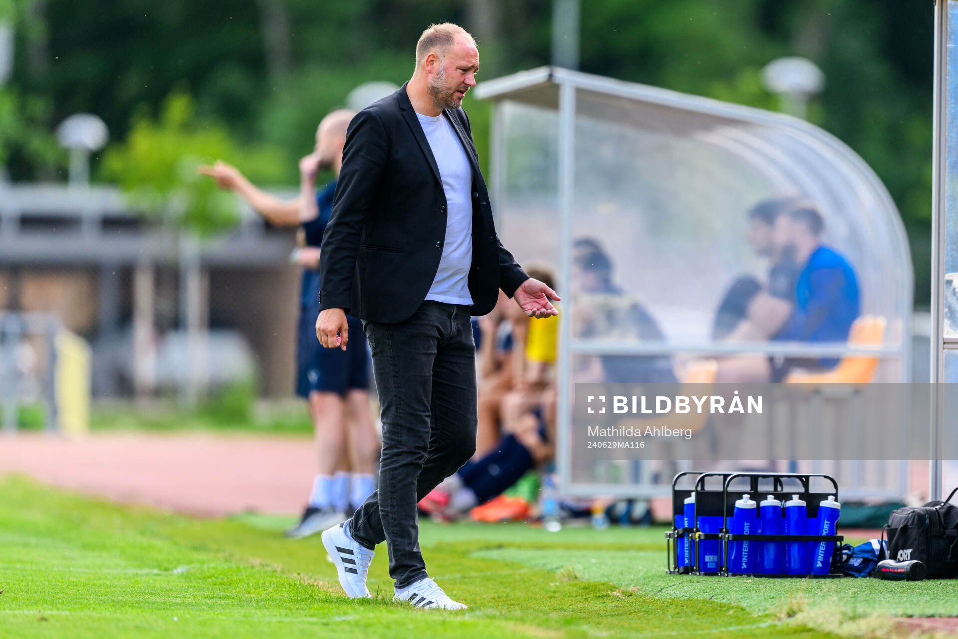 Ängelholms tränare Andreas Granqvist deppar