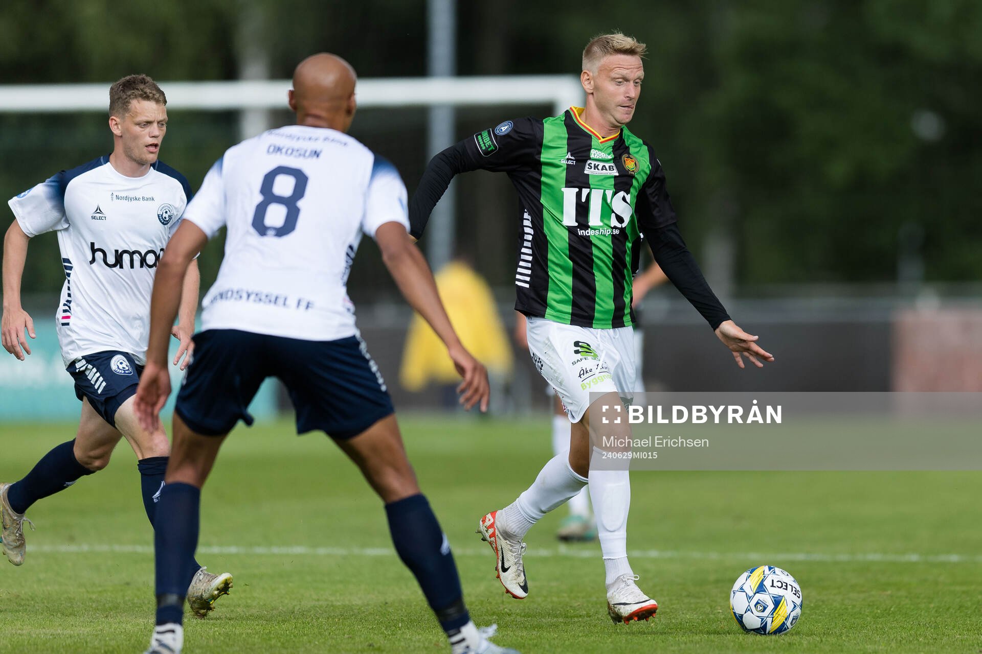 GAISs Joackim Åberg under träningsmatchen i fotboll mellan GAIS och Vendsyssel den 29 juni 2024 i Göteborg. 