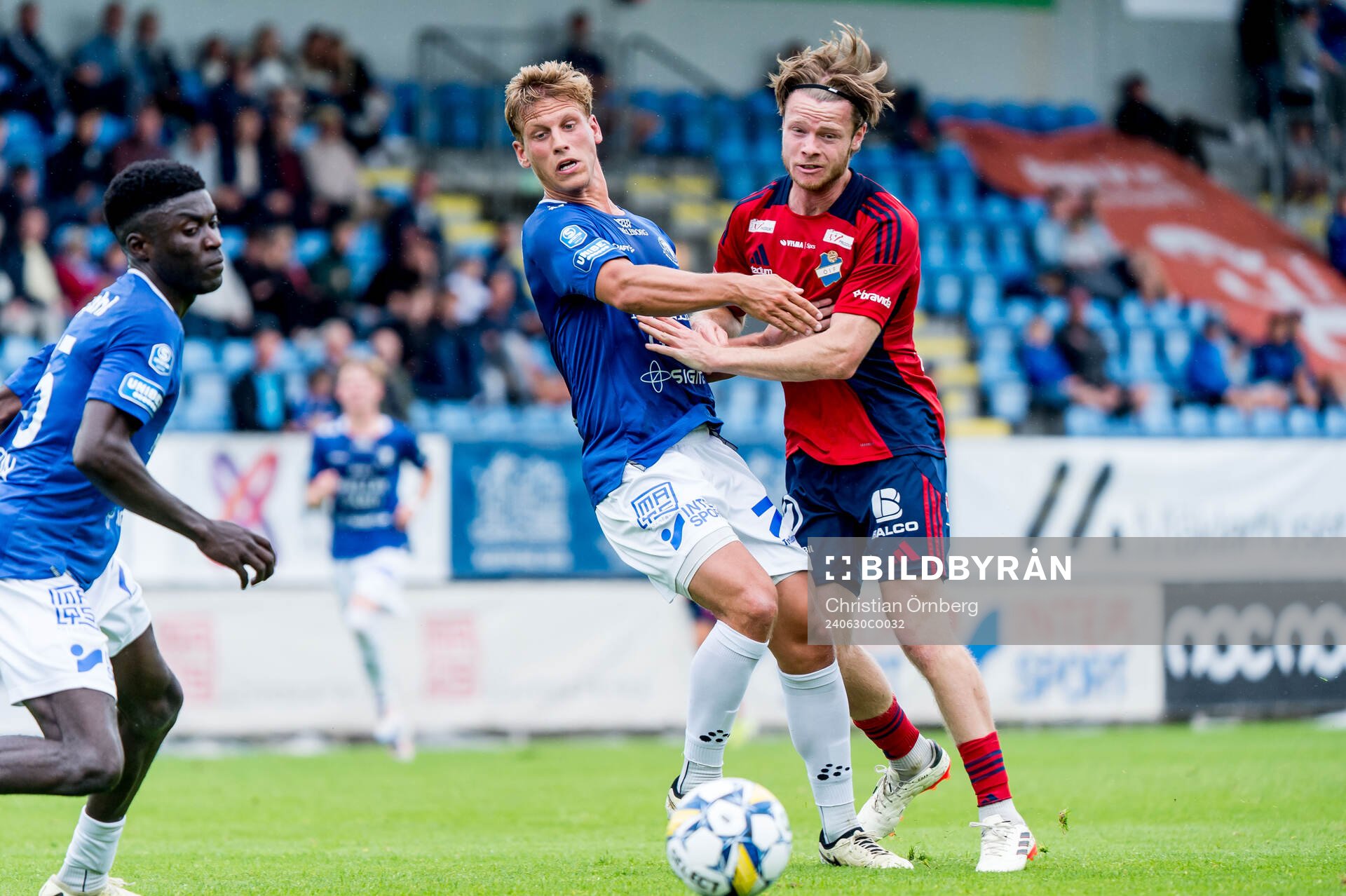 Trelleborgs Tobias Karlsson och Östers Daniel Ljung