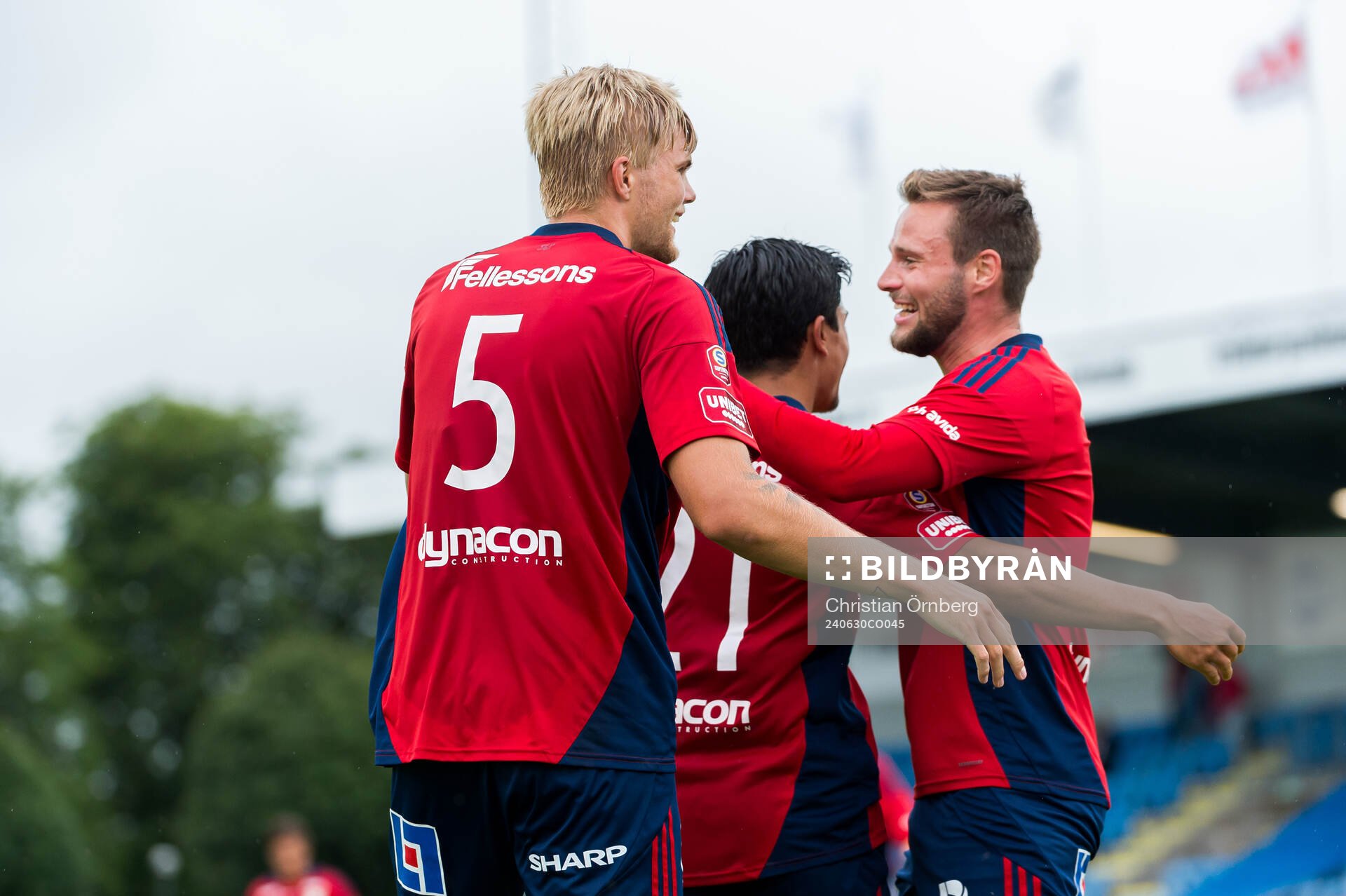 Östers Niklas Söderberg jublar