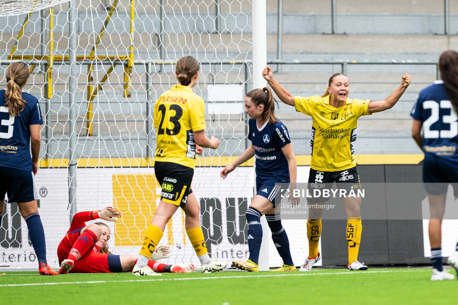Elfsborgs Alice Broman jublar