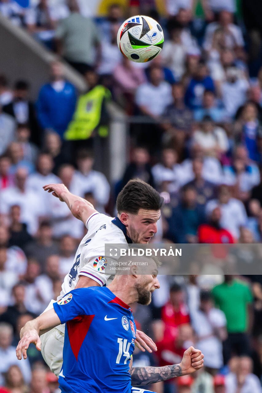 Milan Skriniar of Slovakia and Declan Rice of England during the UEFA Euro 2024 Football Championship round of 16 match between England and Slovakia on June 30, 2024 in Gelsenkirchen.