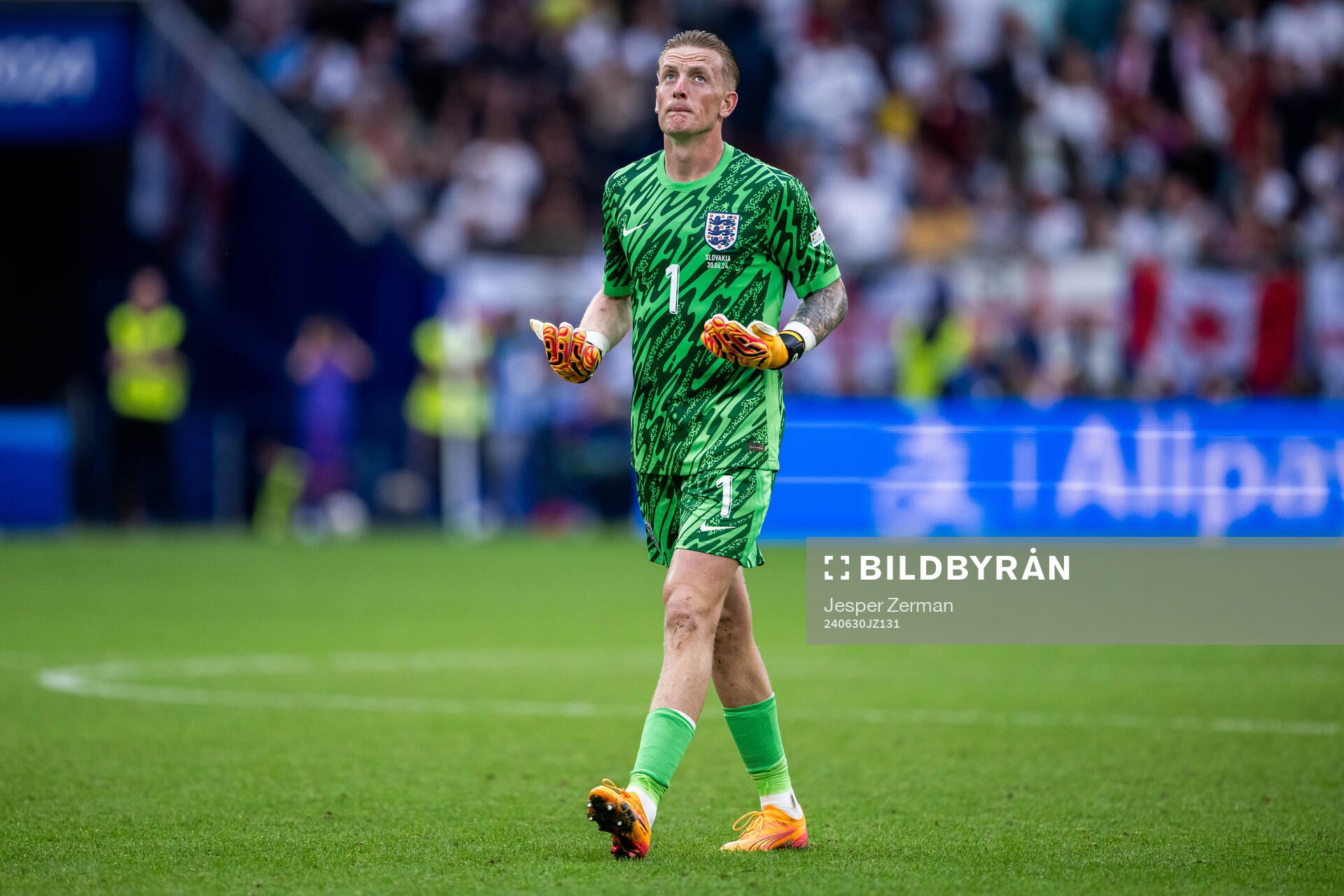 Goalkeeper Jordan Pickford of England