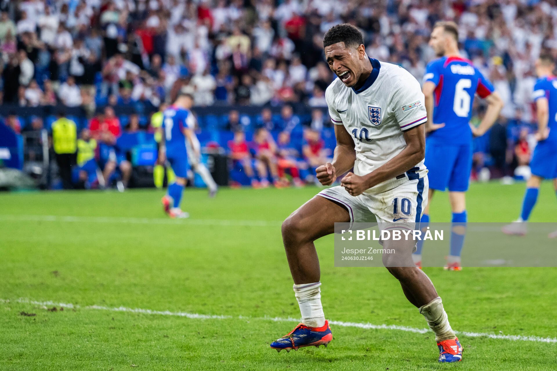 Jude Bellingham of England celebrates