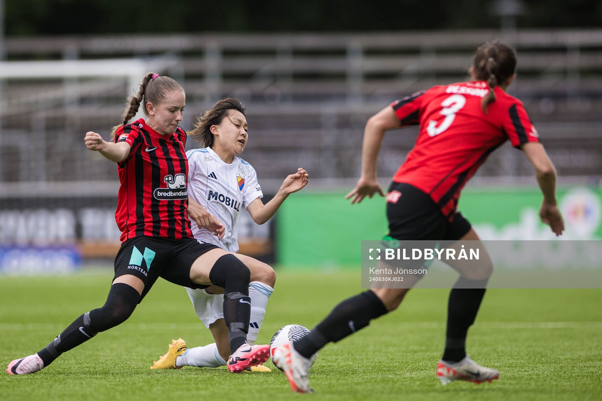 Brommapojkarnas Ida Bengtsson och Julia Olsson och