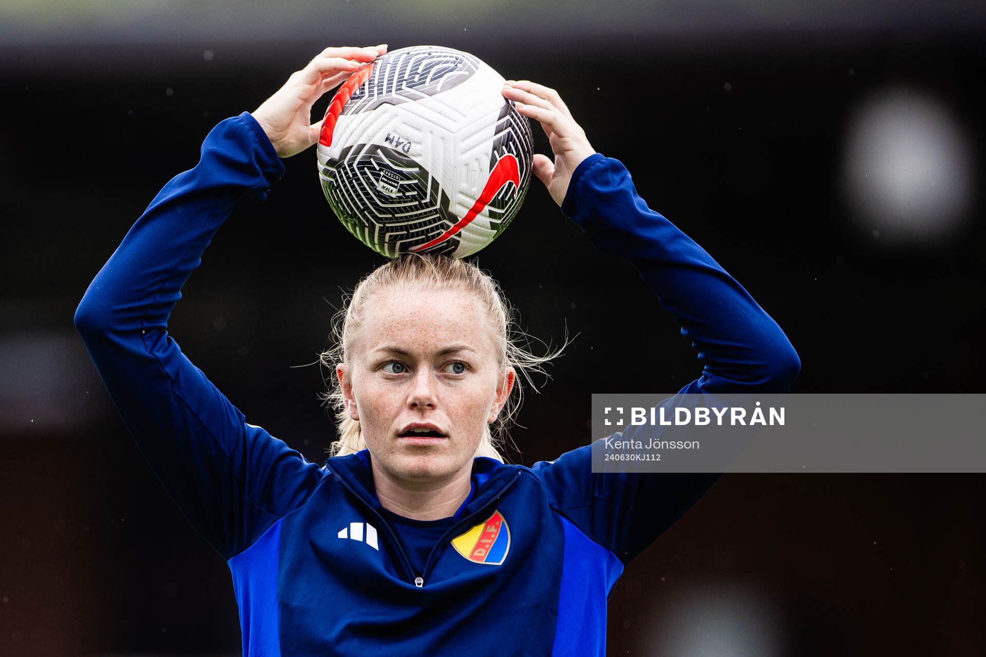 Djurgårdens Zara Jönsson fotbollsmatchen i Damallsvenskan