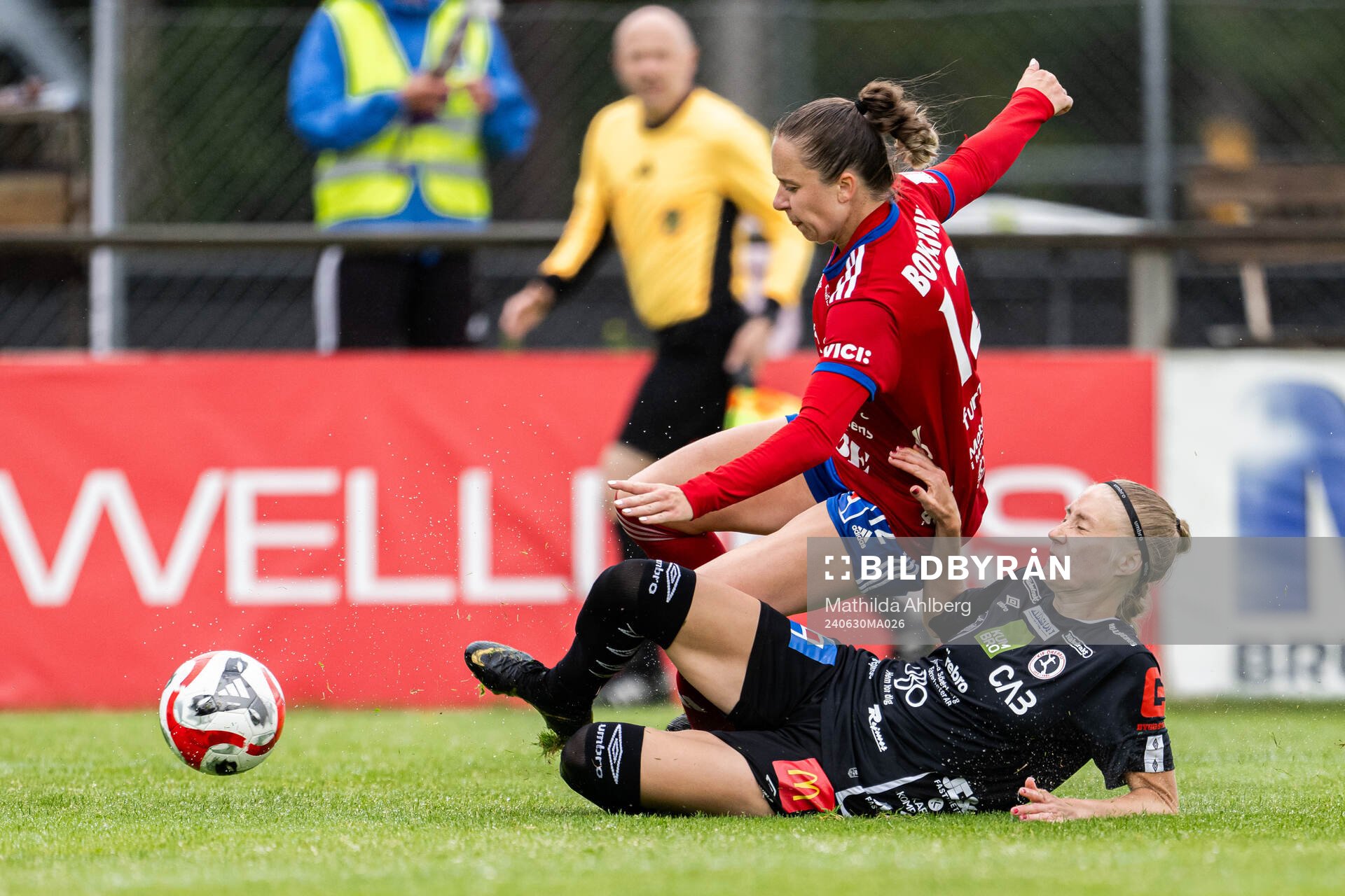 Vittsjös Tanya Boychuk och KIF Örebros Sanni Ojanen