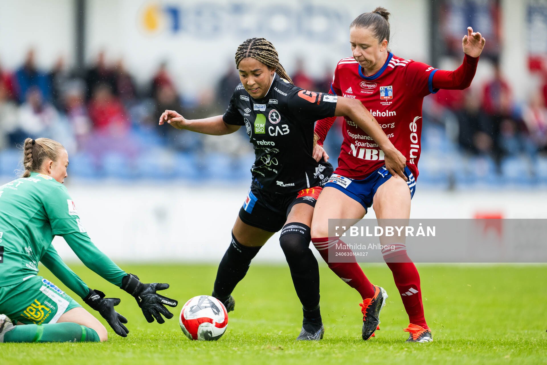KIF Örebros målvakt Clara Ekstrand och Ashley Michelle