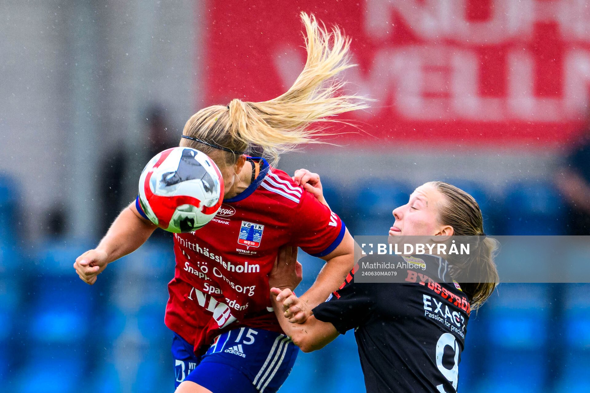 Vittsjös Nellie Persson och KIF Örebros Inka Sarjanoja