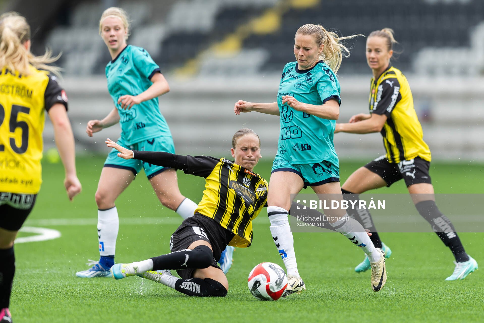 Häckens Filippa Curmark och Kristianstads Emmi Alanen