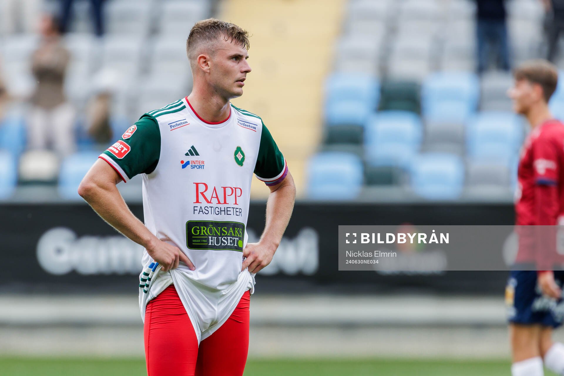 Skövde AIKs Filip Schyberg deppar