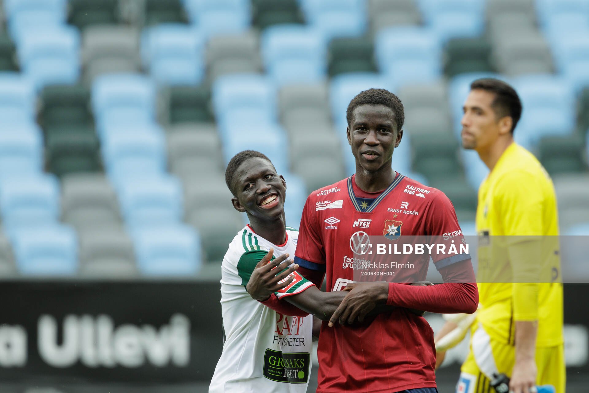 Örgrytes Abdoulaye Faye och Skövde AIKs Mamadou Ousmane