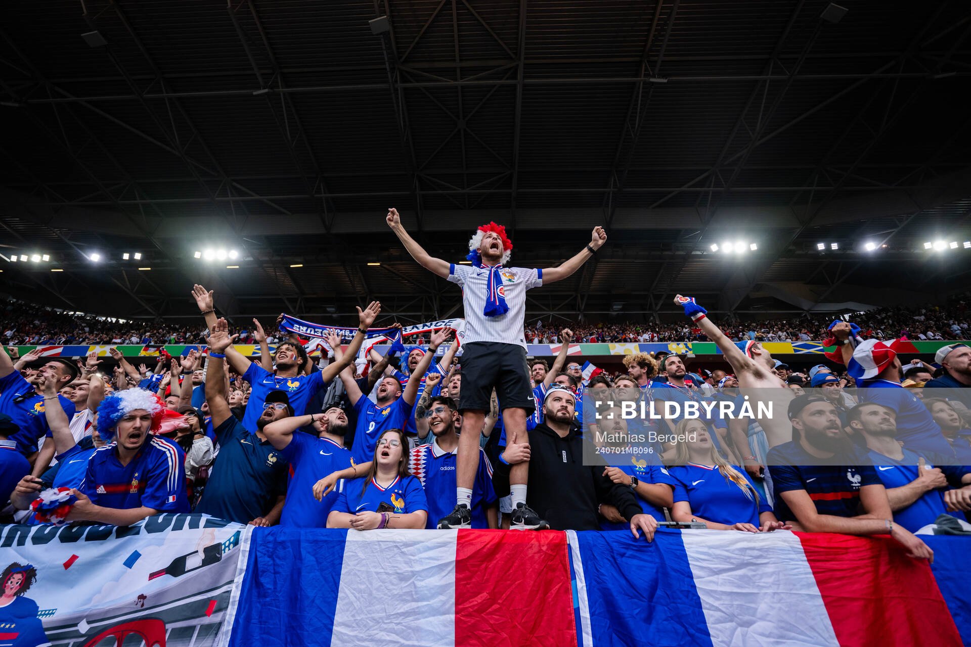 Supporters of France celebrate