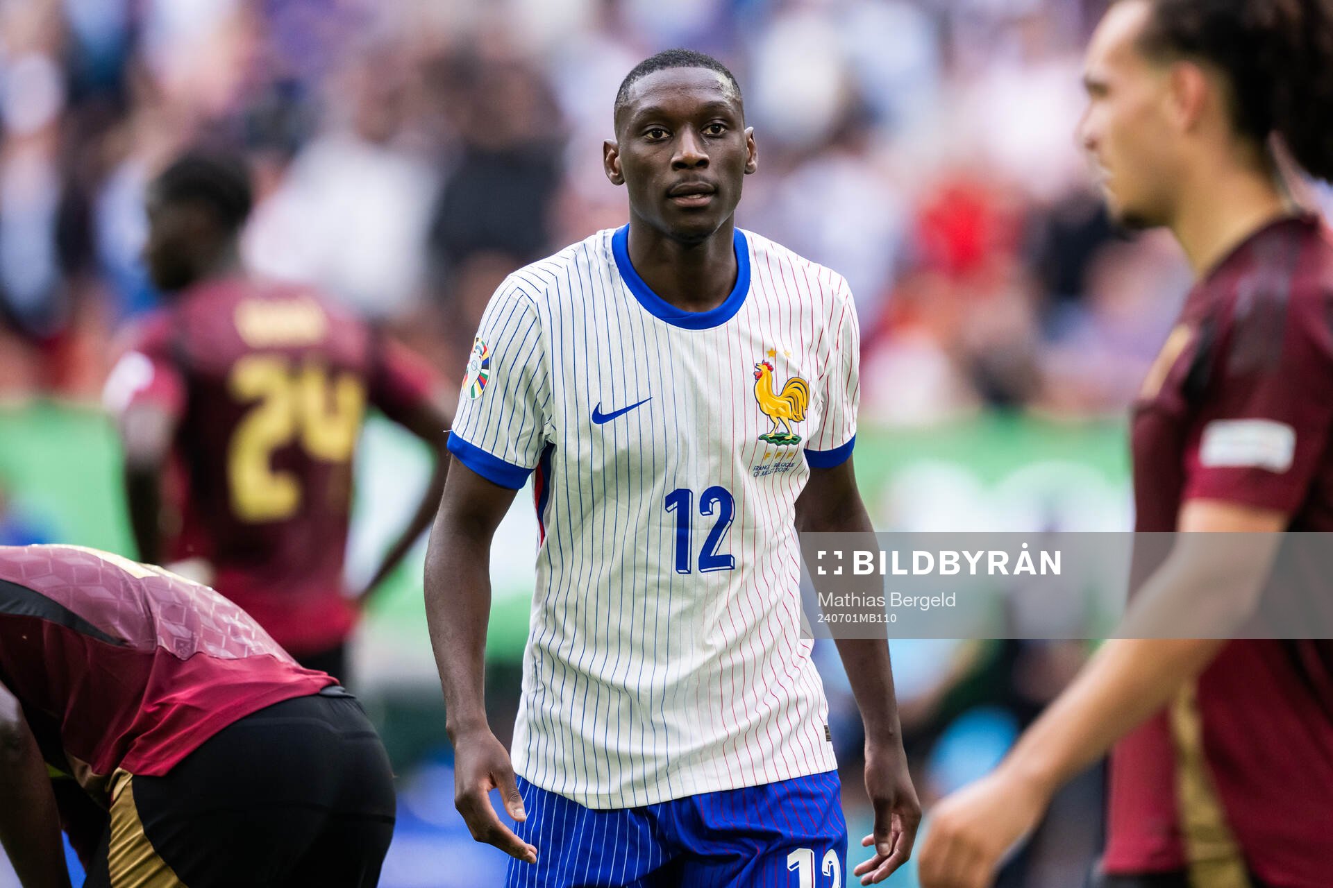 Randal Kolo Muani of France