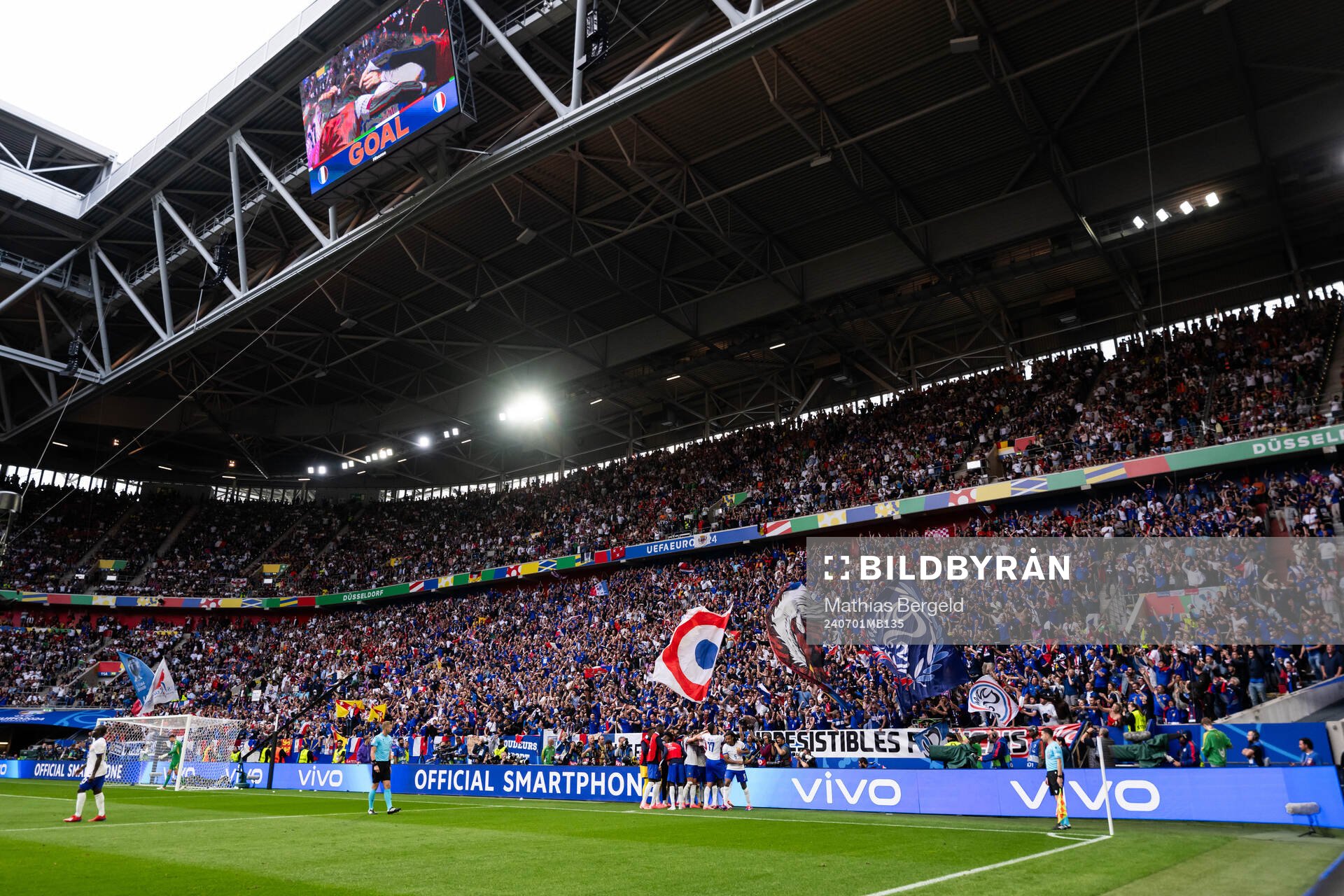 Players of France celebrate after 1-0 during the UEFA Euro 2024 Football Championship round of 16 match between France and Belgium on July 1, 2024 in Dusseldorf.
