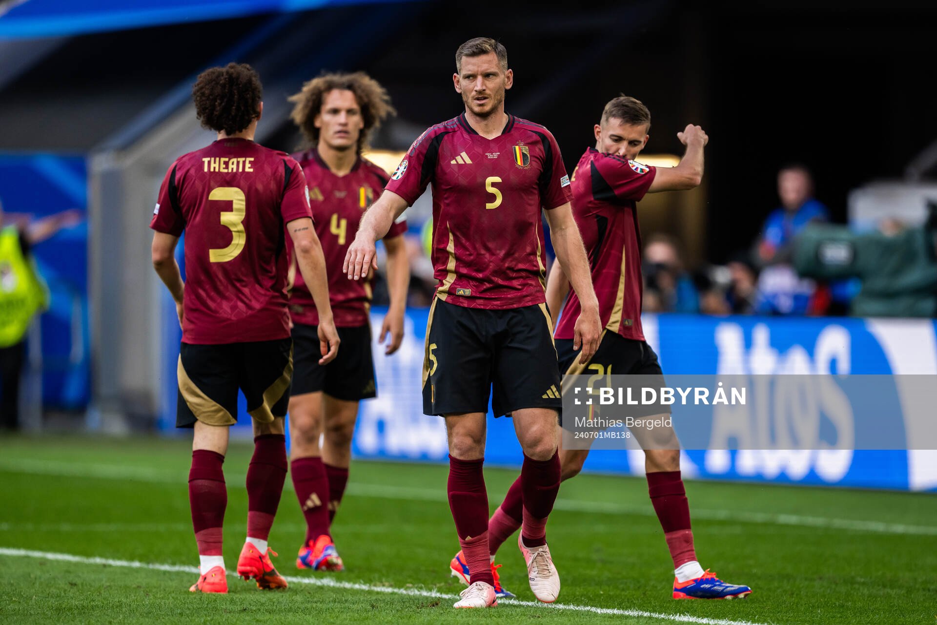 Jan Vertonghen of Belgium looks dejected