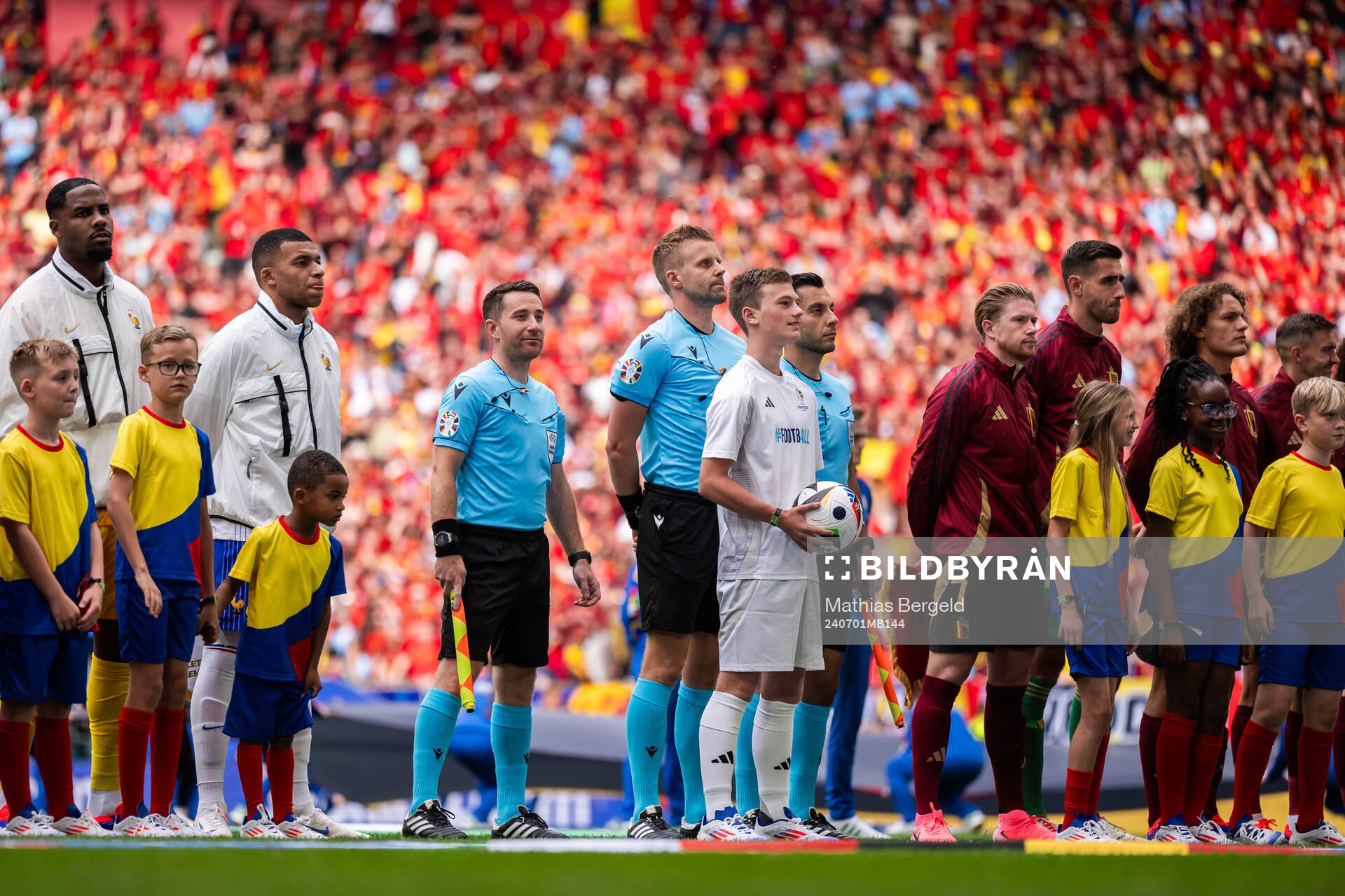 Referee Glenn Nyberg and assistant referees Andreas