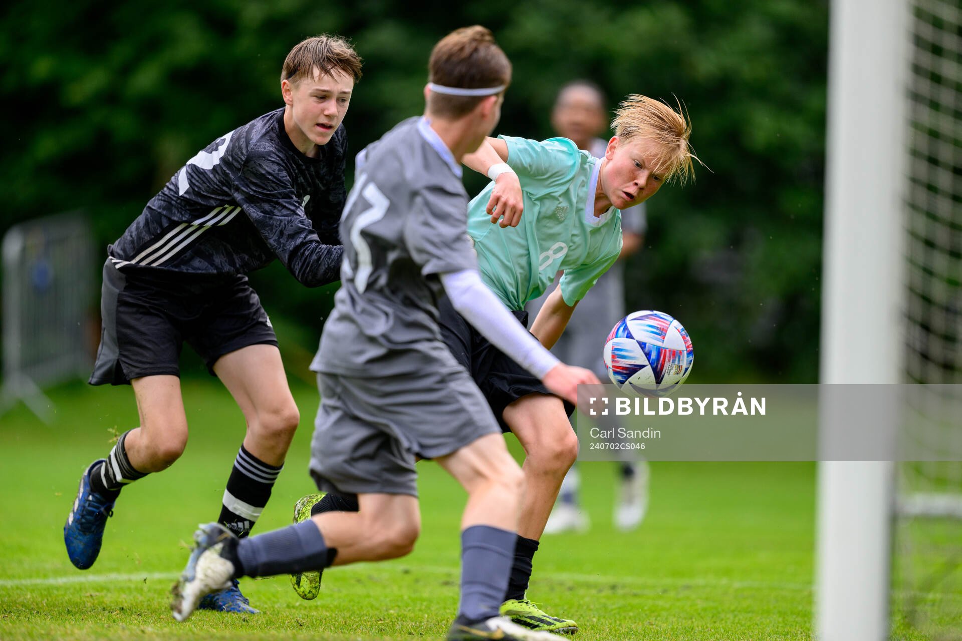 målvakt Wilhelm Sollie, Örebro SK FK och Ivar Håkansson,
