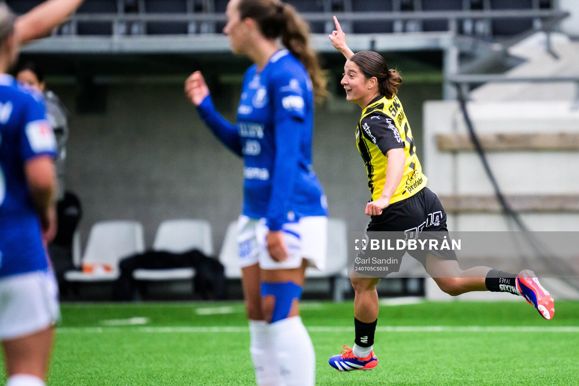 Häckens Ruby Grant jublar