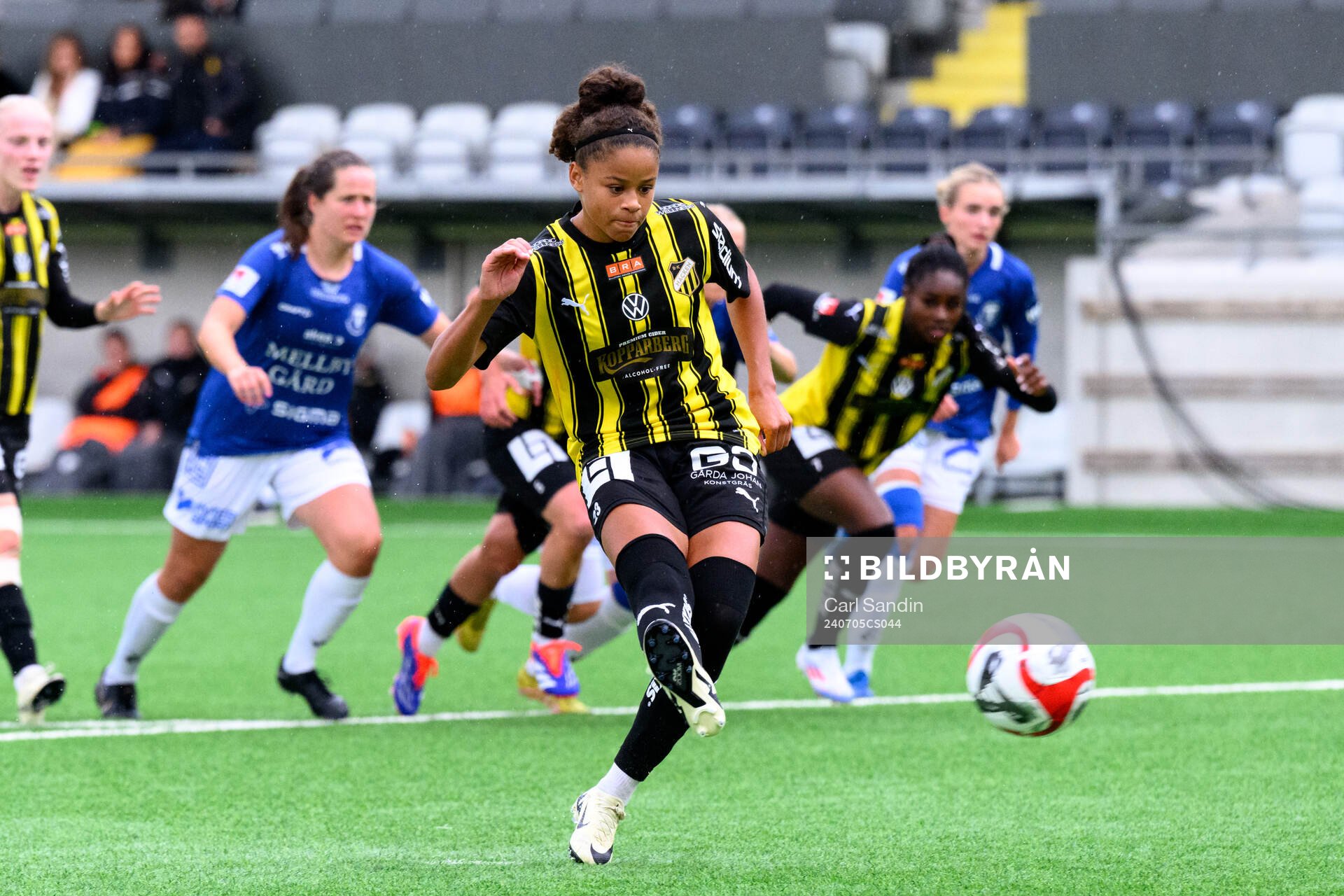 Häckens Felicia Schröder gör 7-0 på straff