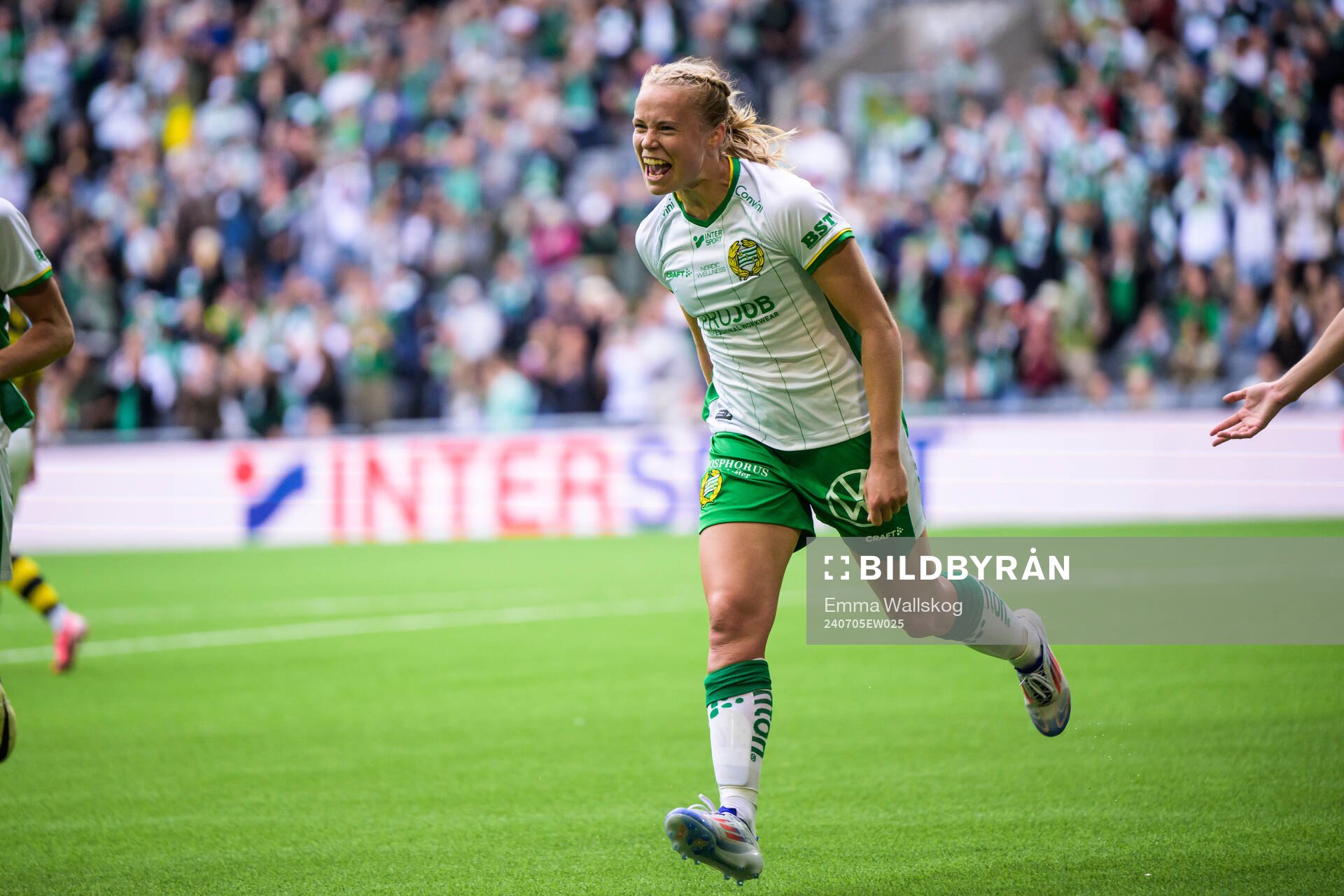 Hammarbys Julie Blakstad jublar