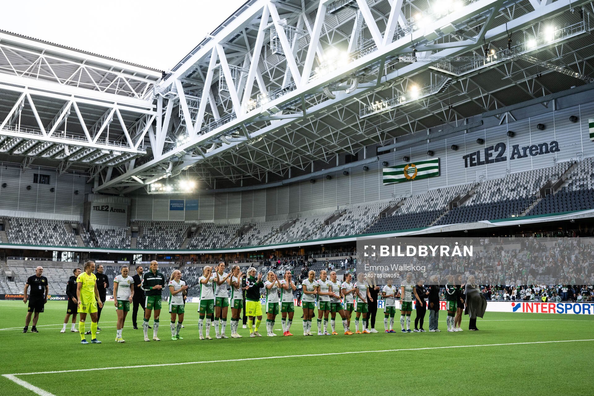 Hammarbys spelare jublar