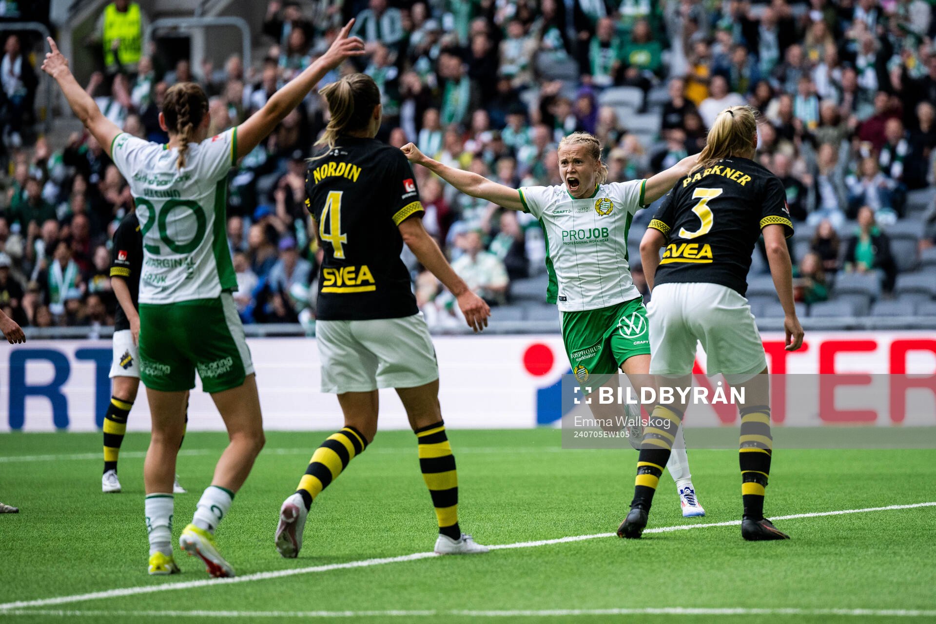 Hammarbys Julie Blakstad jublar