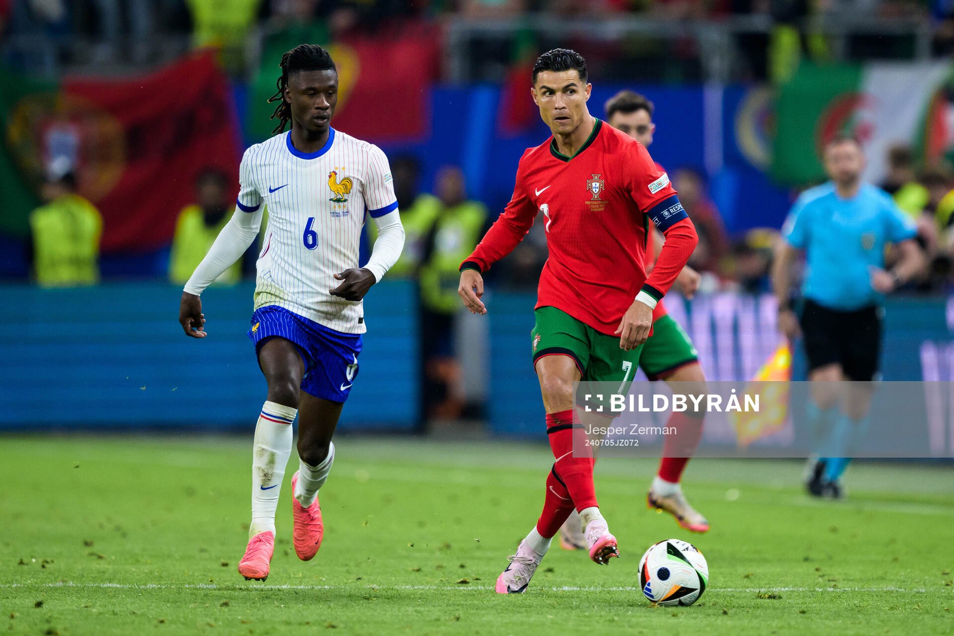 Eduardo Camavinga of France and Cristiano Ronaldo of