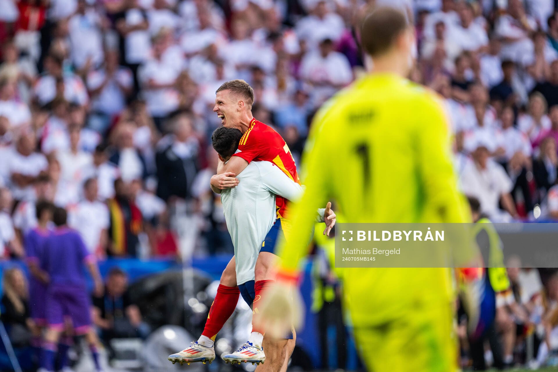 Alvaro Morata and Daniel Olmo of Spain celebrate