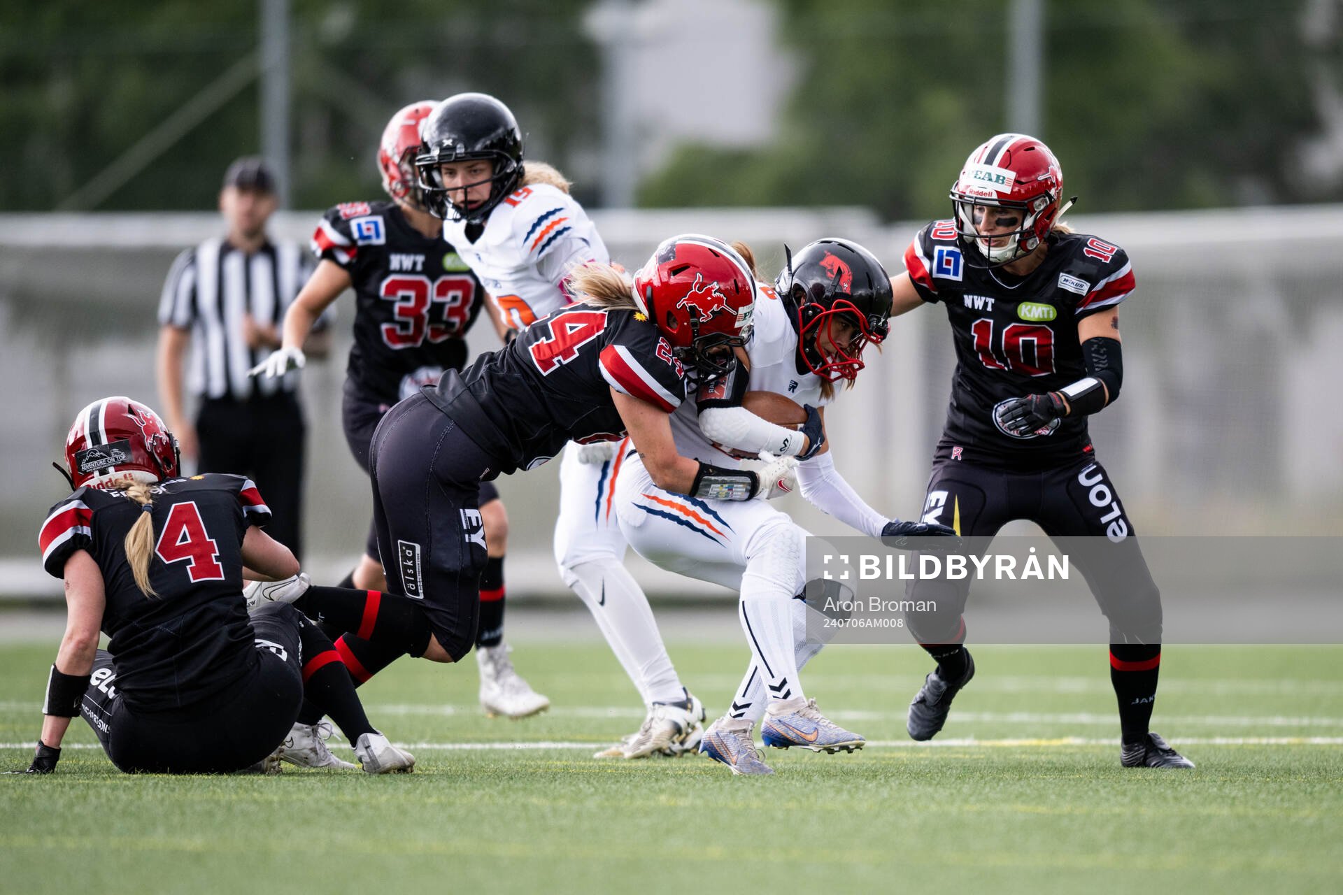 Carlstad Crusaders Frida Åkesson och Therese Helgman mot