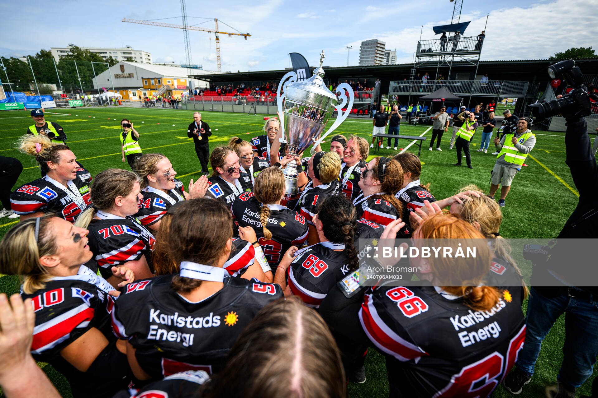 Carlstad Crusaders spelare jublar