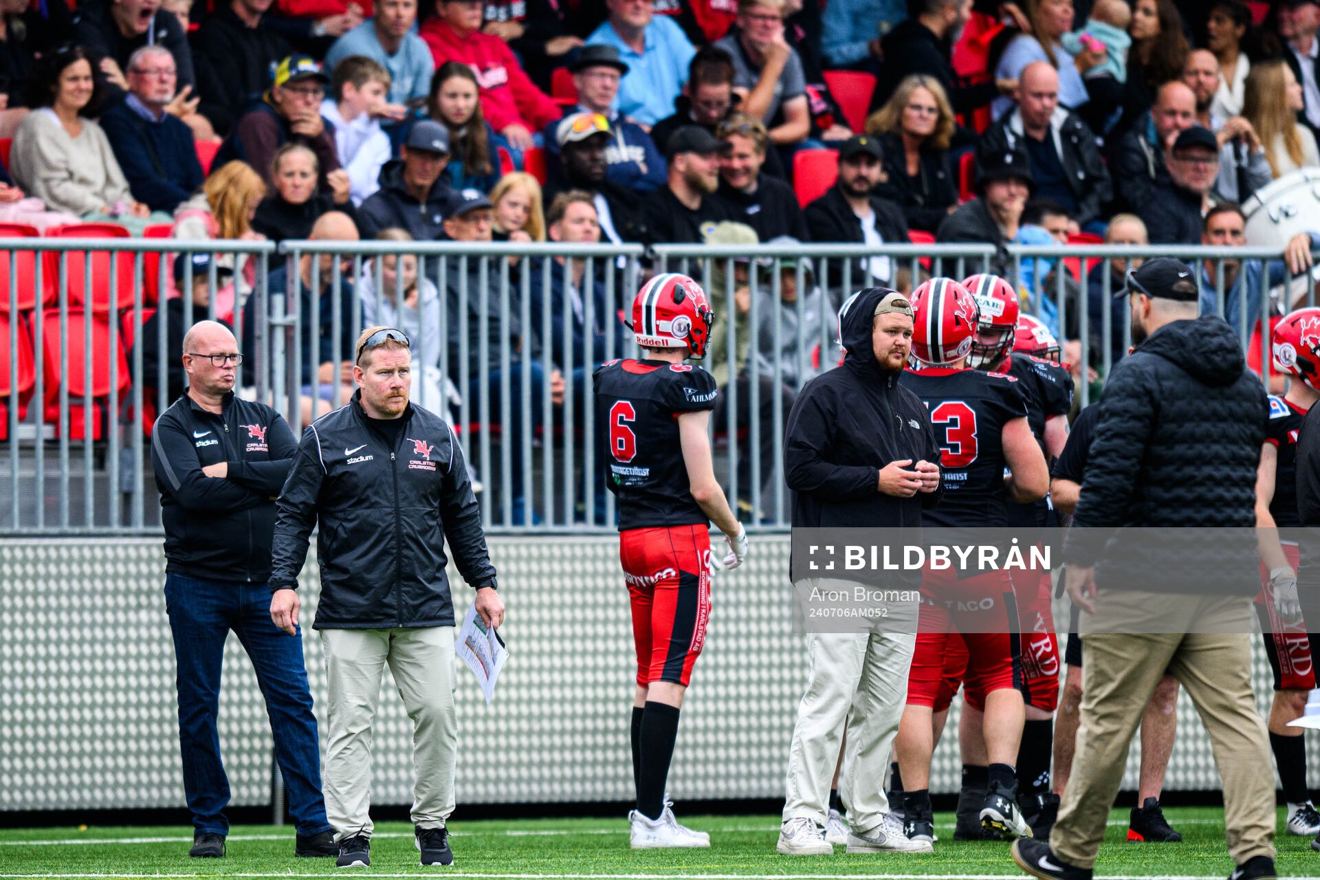 Carlstad Crusaders huvudtränare Christian Forsman under SM-finalen i Amerikansk Fotboll mellan Carlstad Crusaders och Stockholm Mean Machines den 6 juli 2024 i Stockholm.