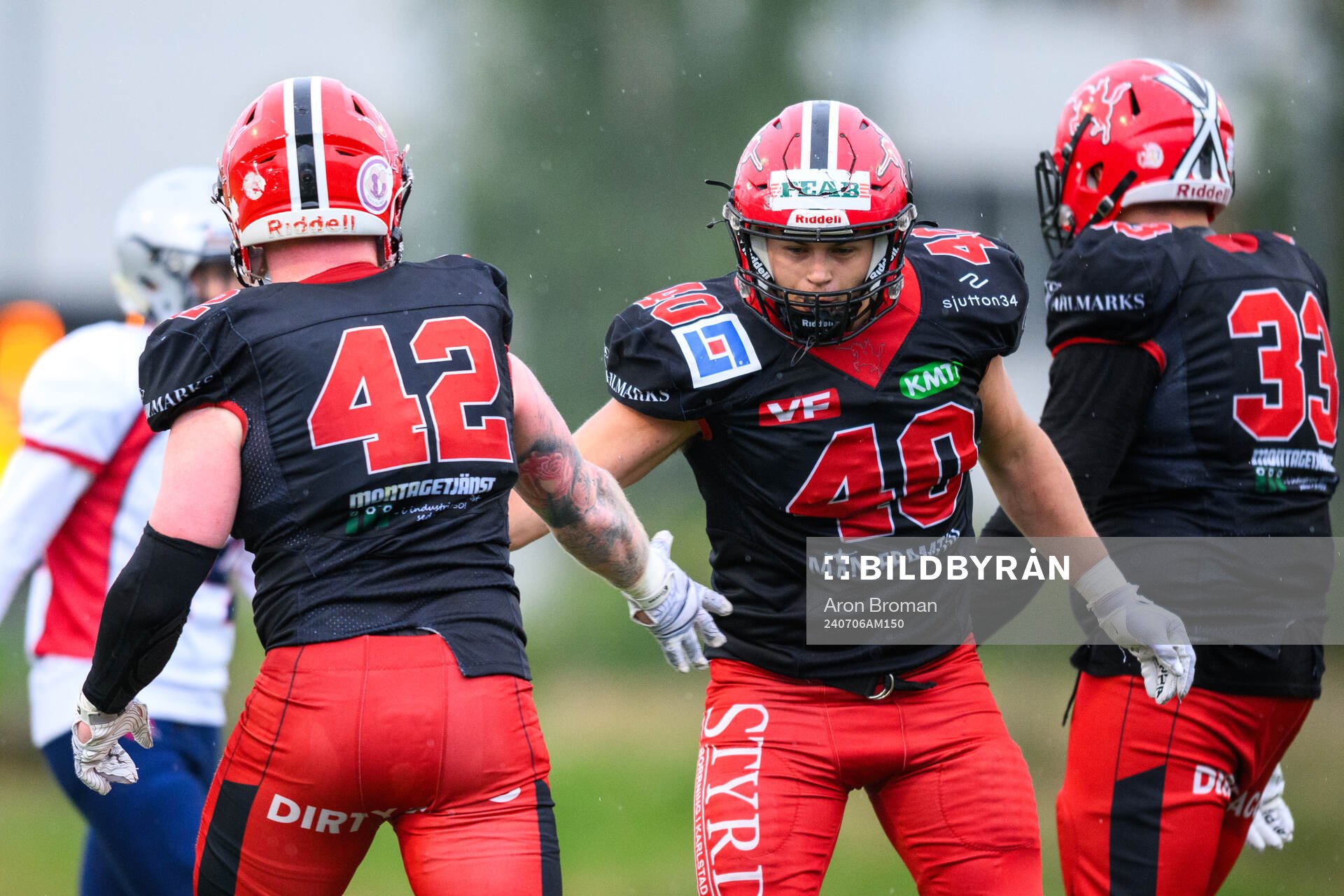 Carlstad Crusaders Mattias Eriksson jublar med Alex Gudding