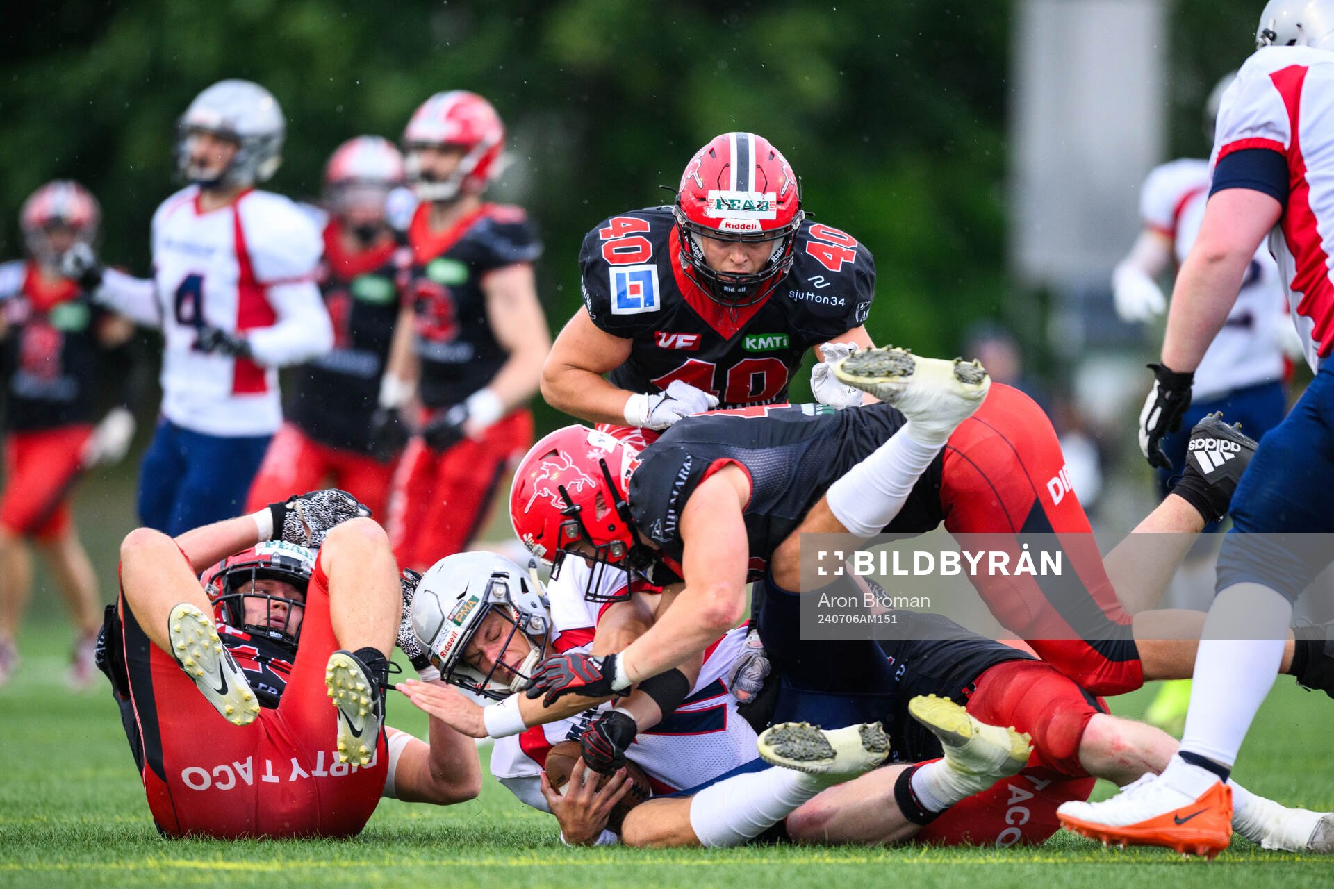 Carlstad Crusaders och Stockkholm Mean Machines spelare