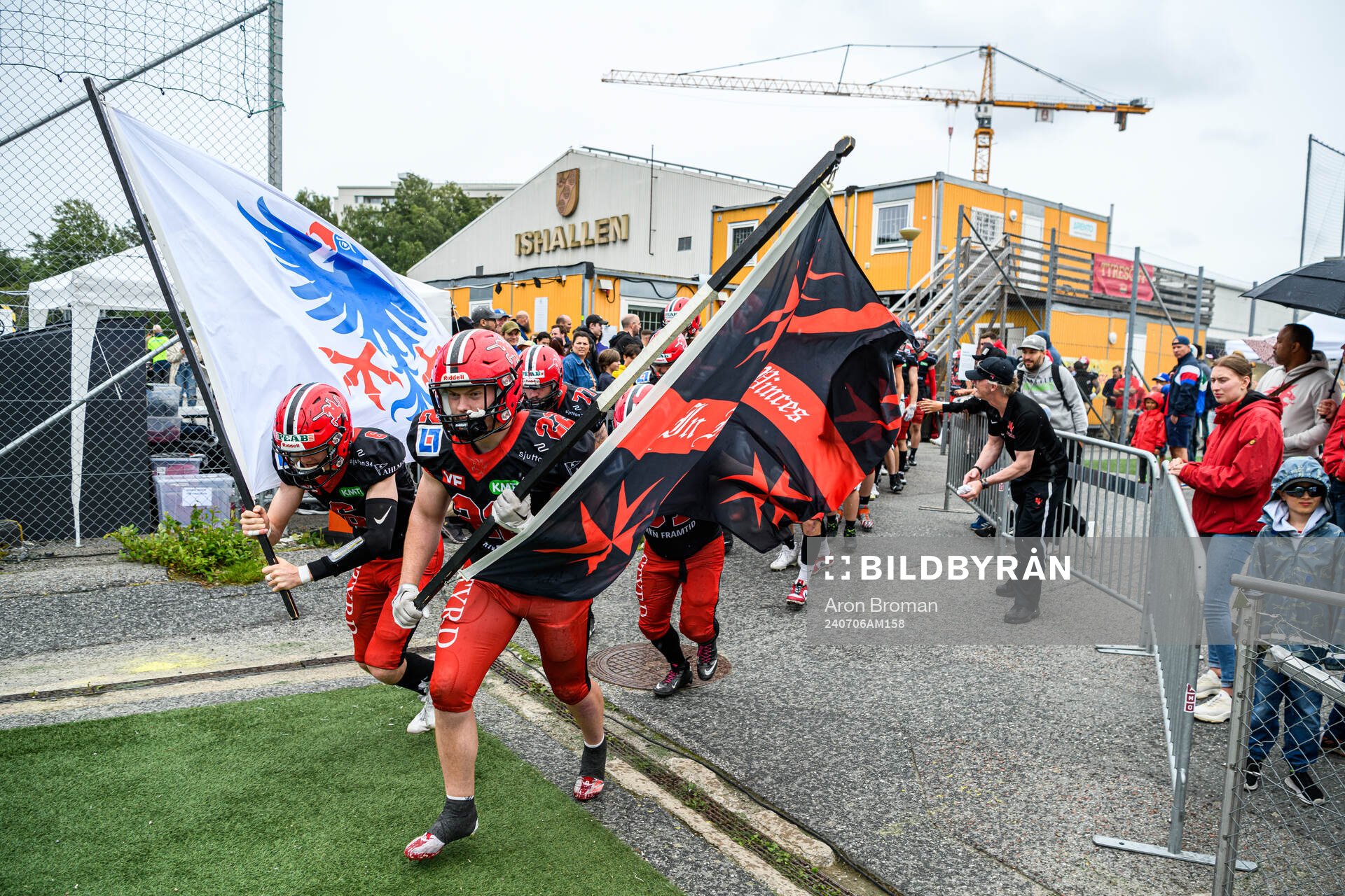Carlstad Crusaders spelare gör entré