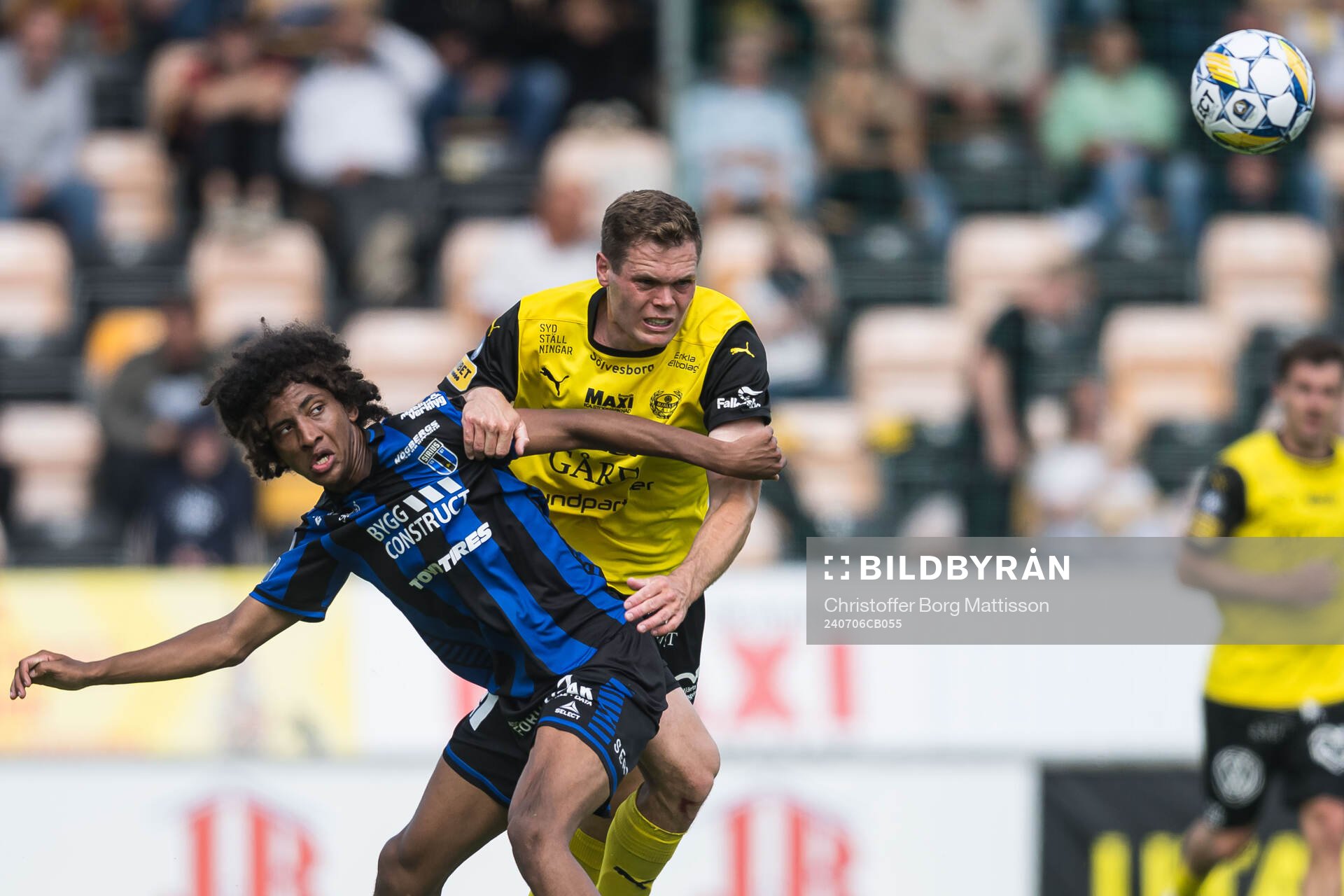 Sirius Malcolm Jeng och Mjällbys Jacob Bergström