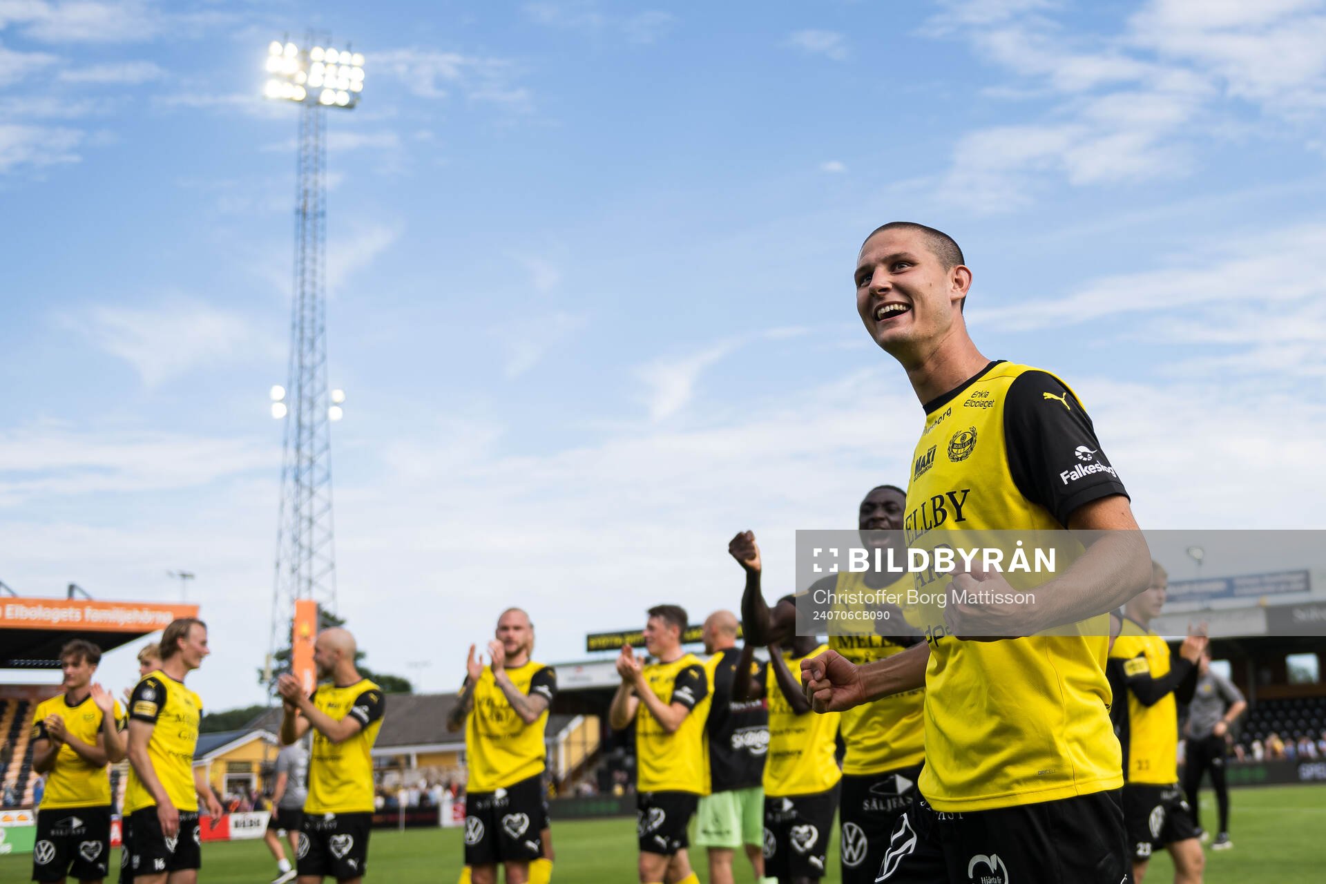 Mjällbys Rasmus Wikström jublar