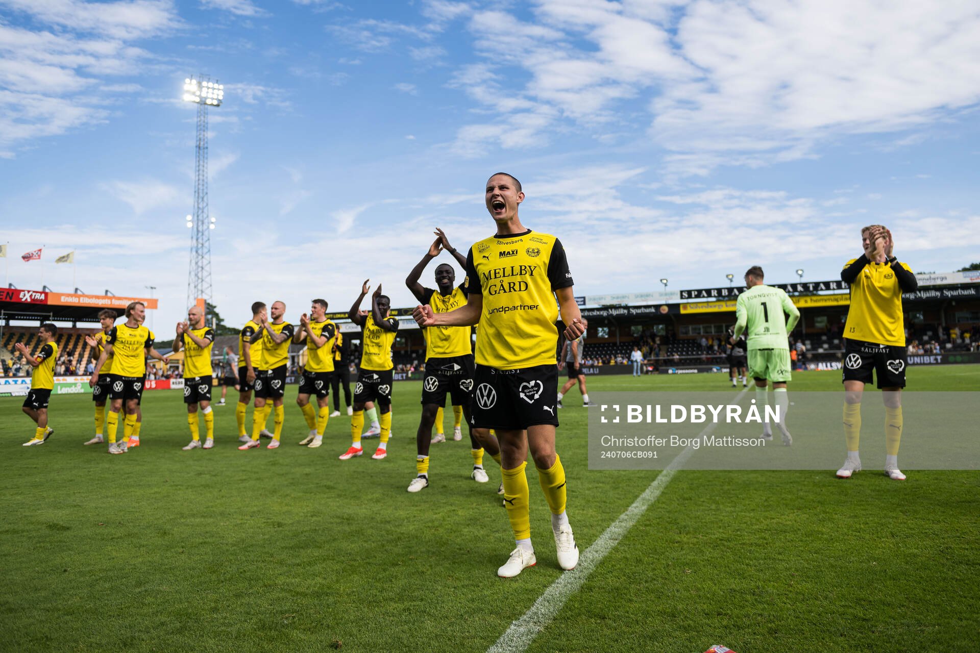 Mjällbys Rasmus Wikström jublar