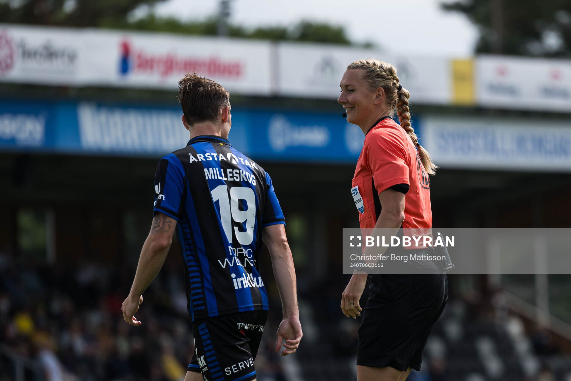 Sirius Noel Milleskog och Domare Tess Olofsson