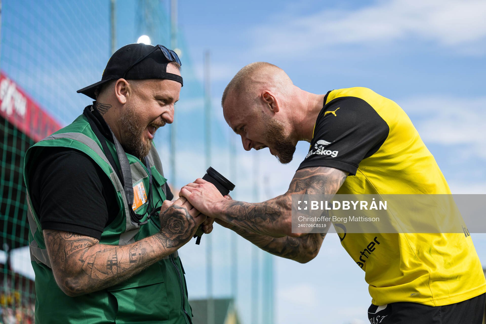 Mjällbys kommunikationsansvarige Jesse James Wahlberg och