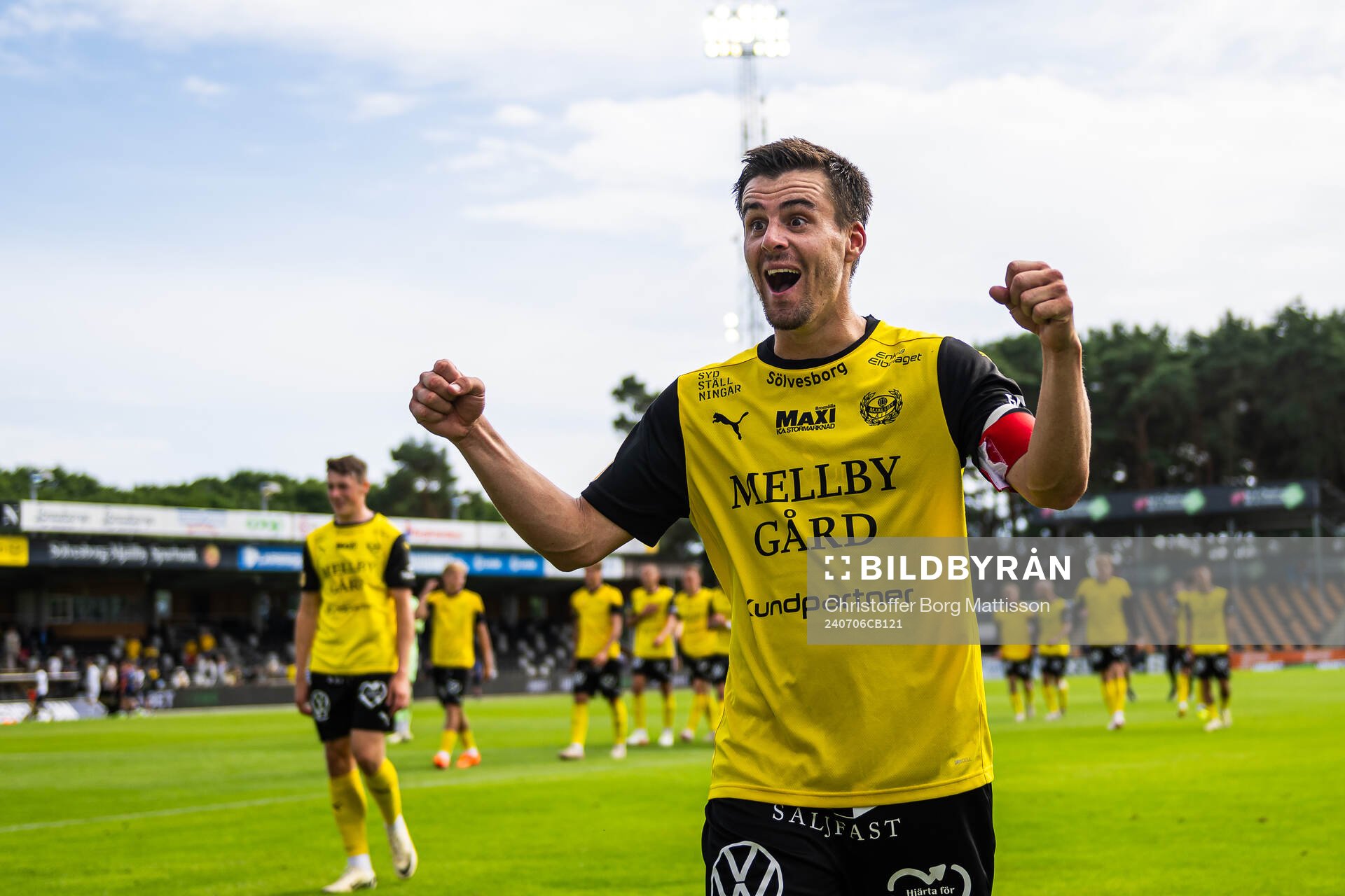 Mjällbys Jesper Gustavsson jublar