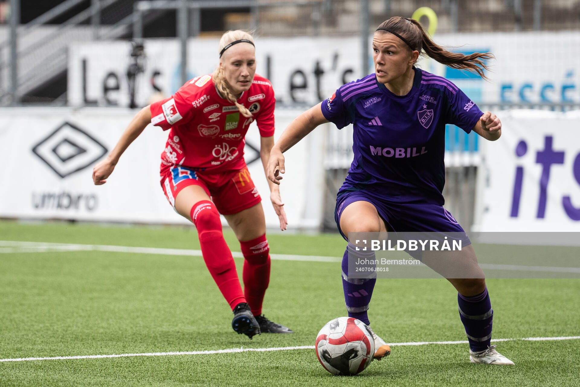 KIF Örebros Sanni Ojanen och Djurgårdens Alexsandra