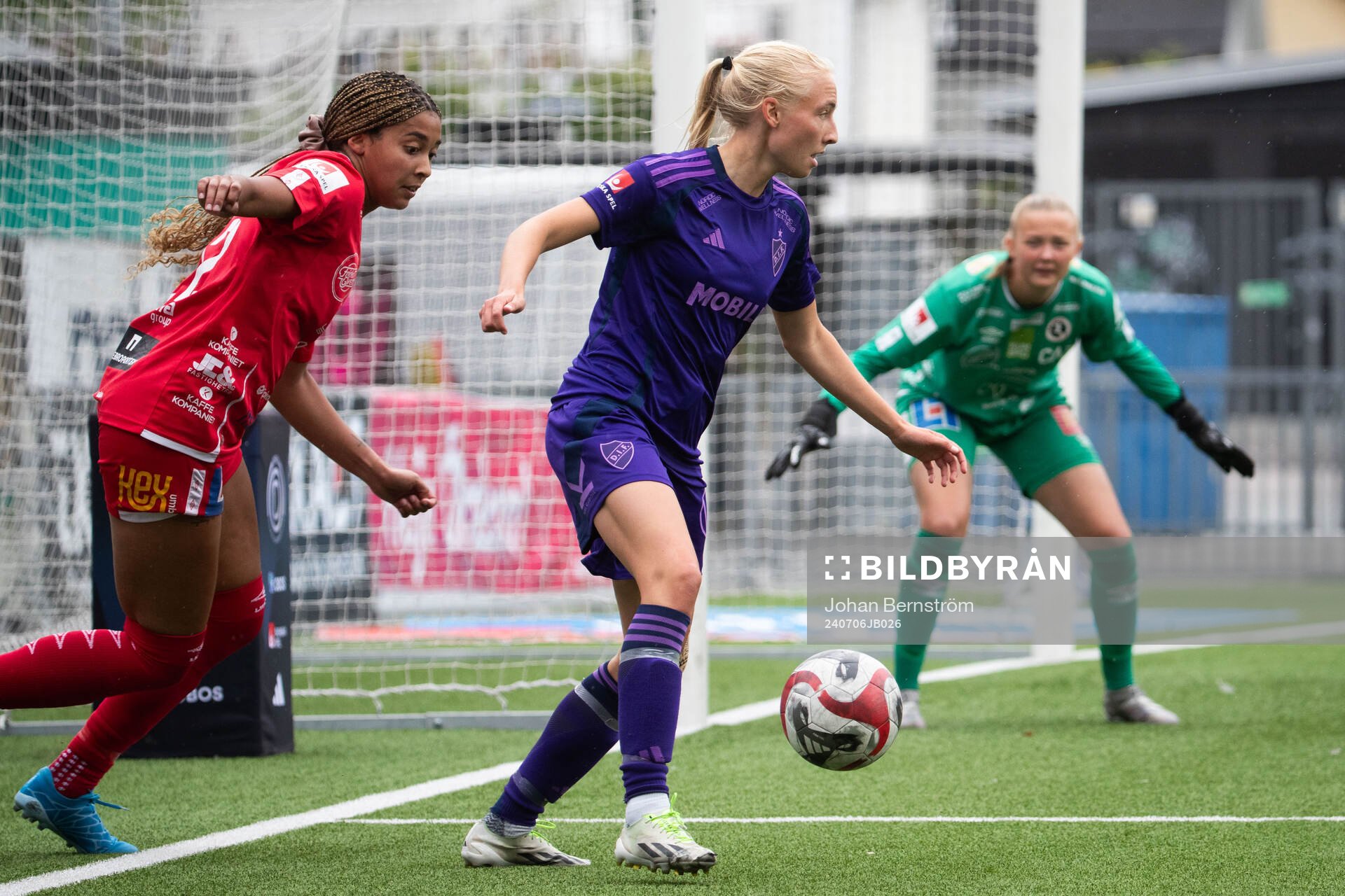 KIF Örebros Ashley Michelle Barron och Djurgårdens