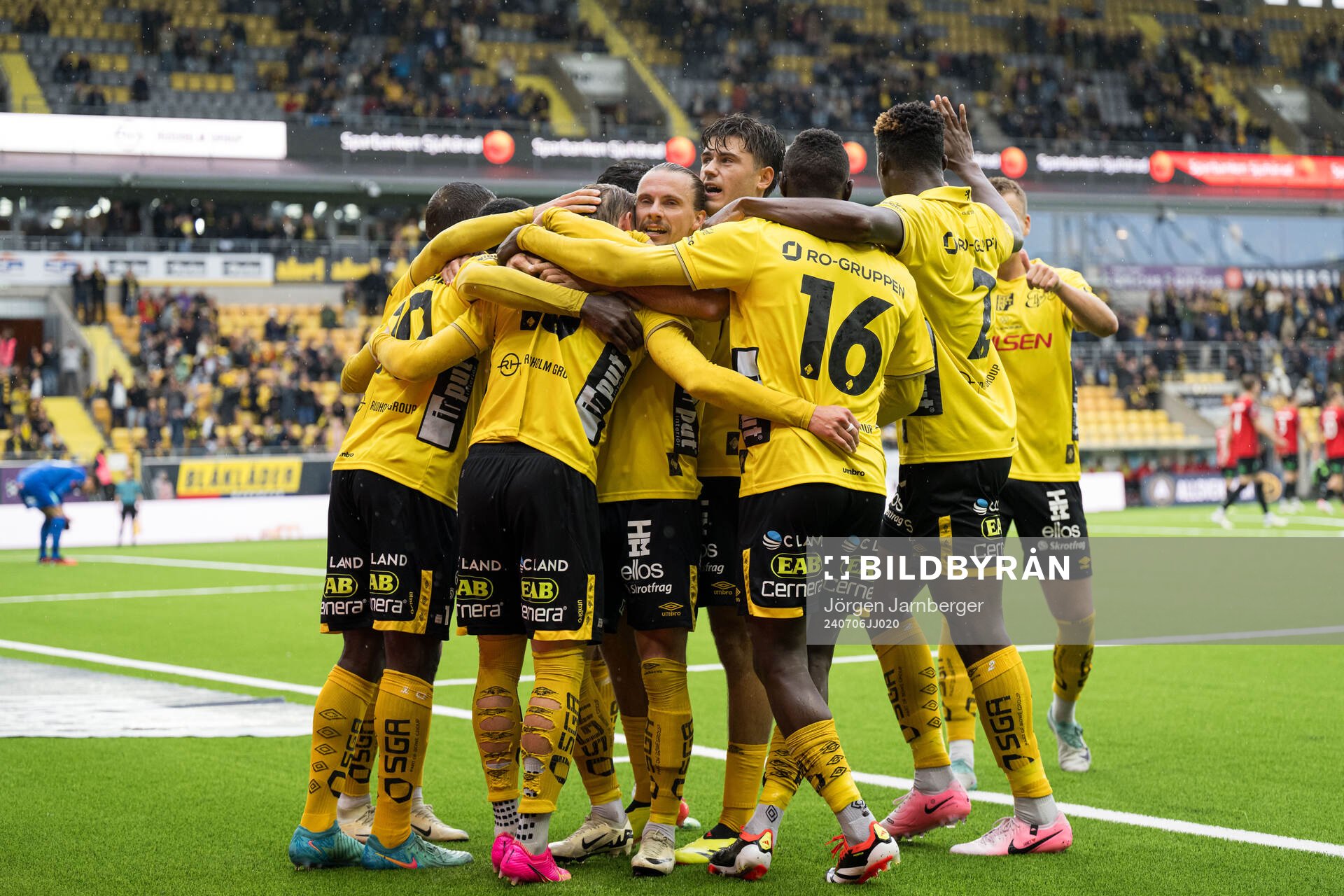 Elfsborgs spelare jublar