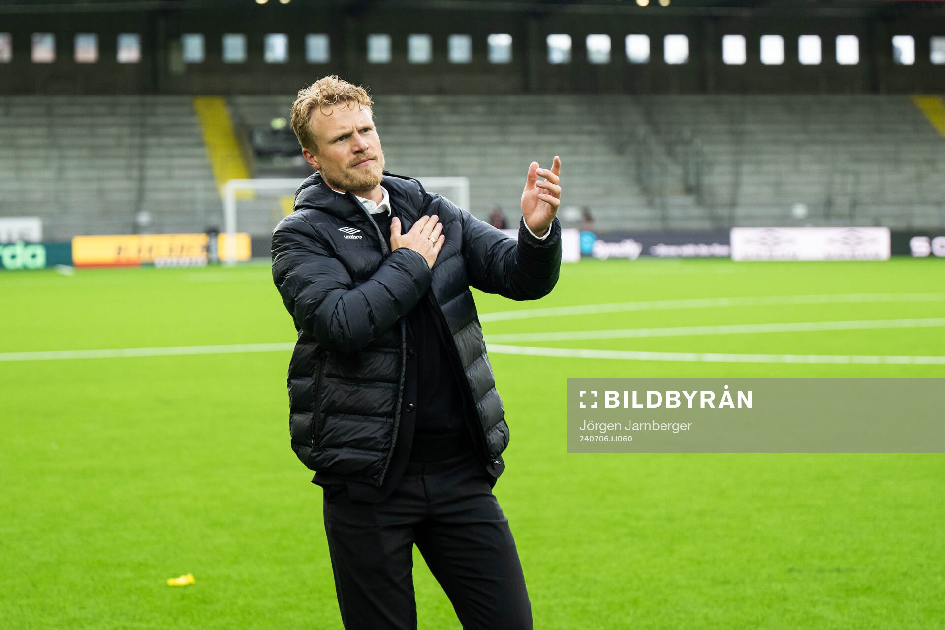 Elfsborgs manager Oscar Hiljemark tackar publiken