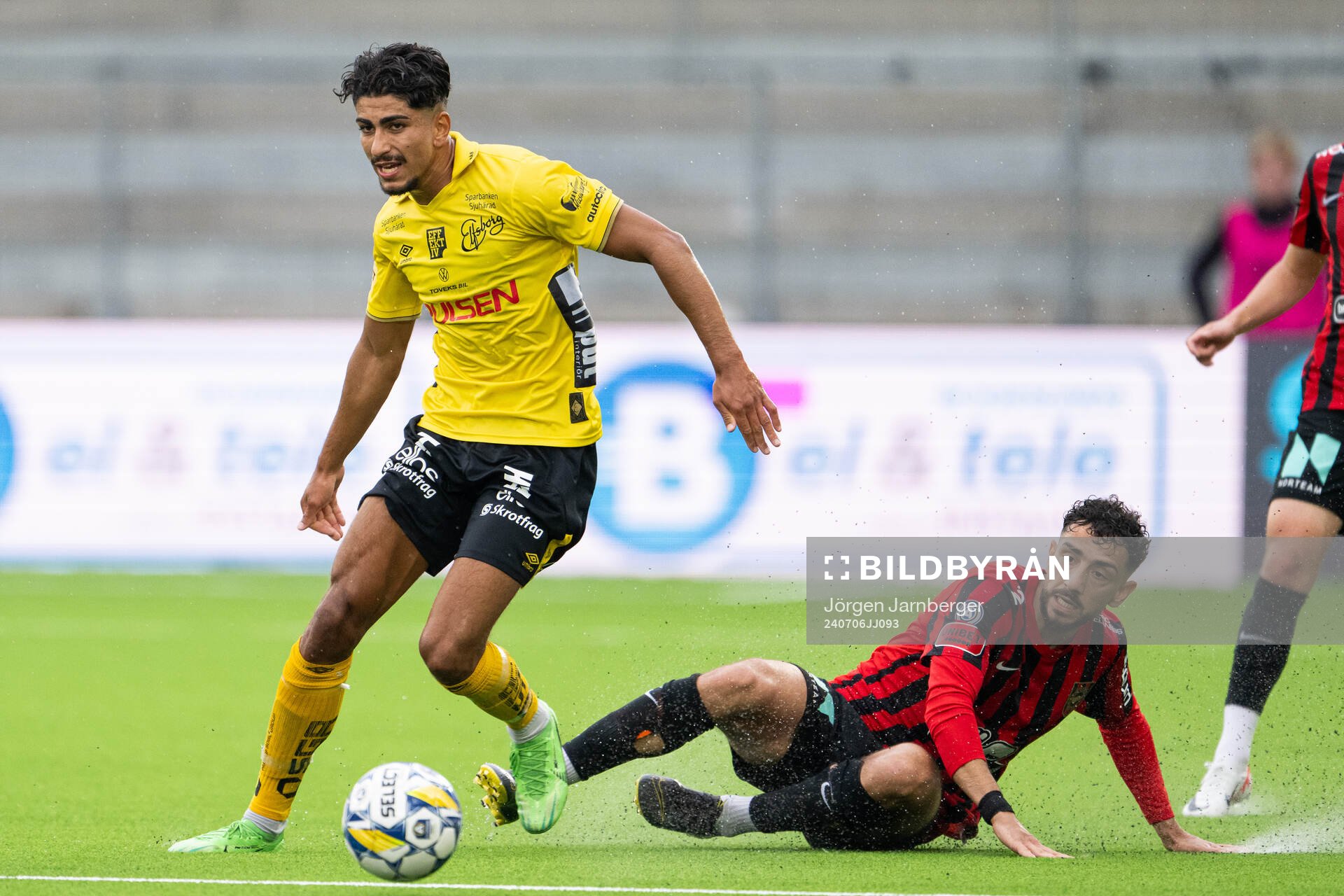 Elfsborgs Ahmed Qasem och Brommapojkarnas Daleho Irandust