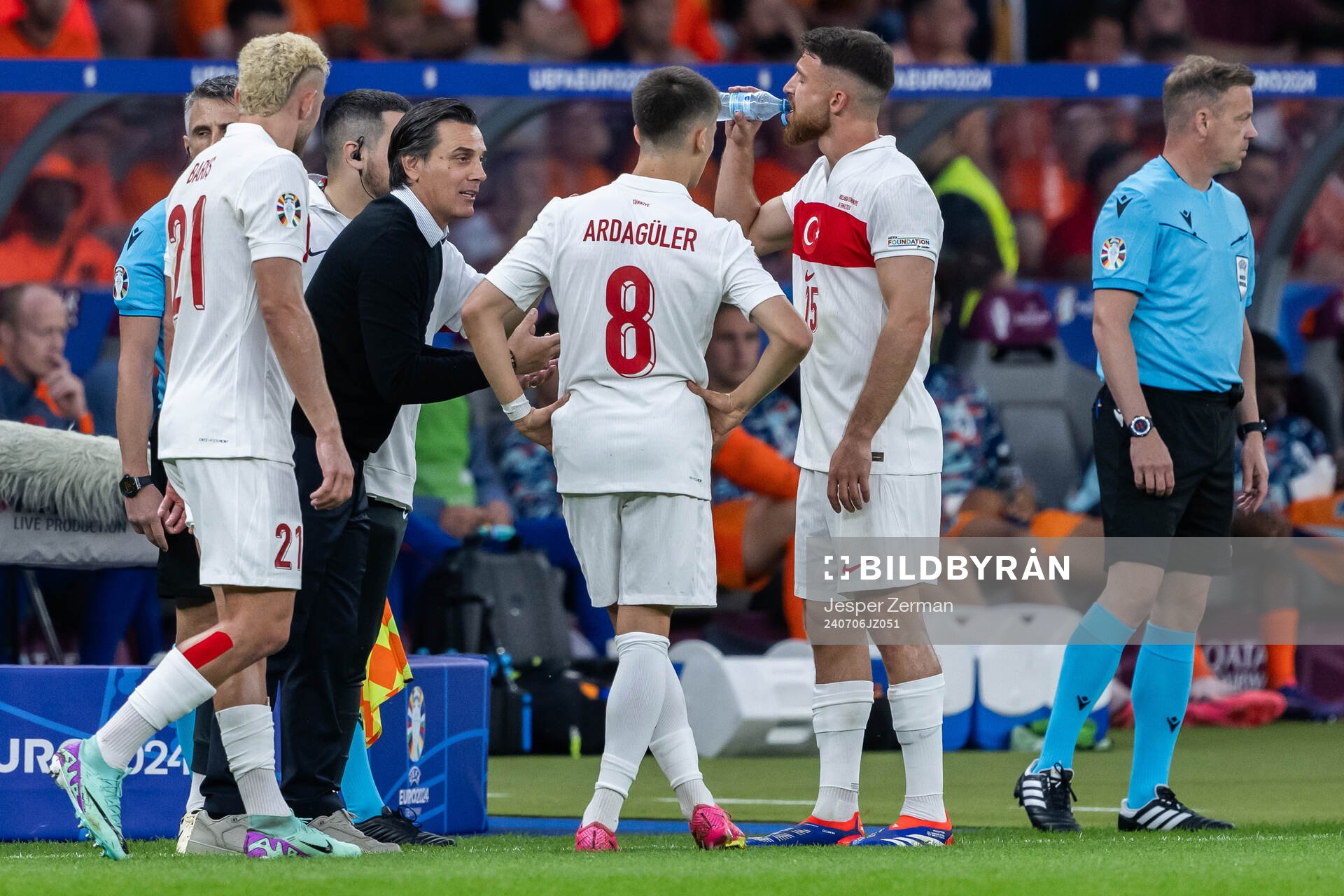 Head coach Vincenzo Montella, Baris Alper Yilmaz, Arda